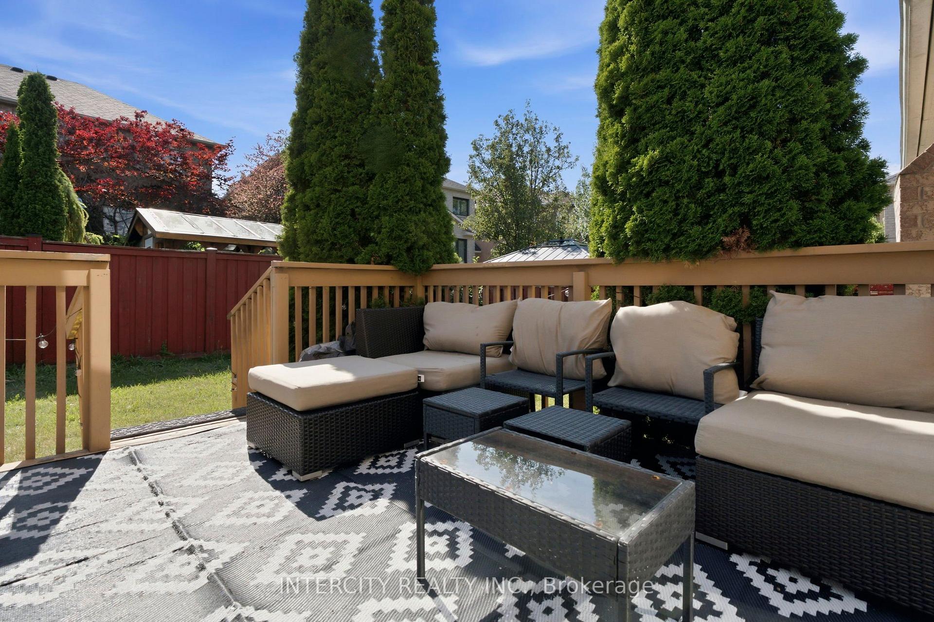 Photo 33 of 93 Chalone Crescent, Vaughan, Sonoma Heights — HOMEH