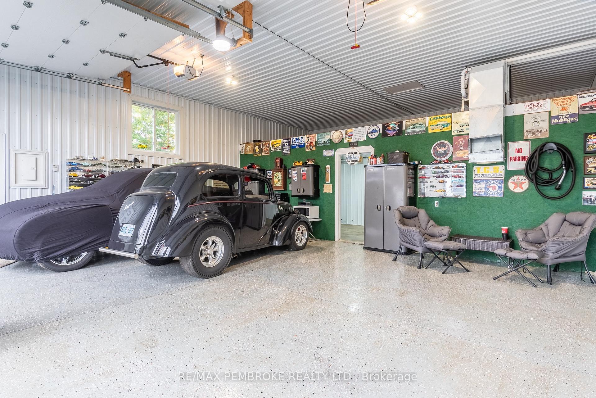 Photo 6 of 11008 Boundary Road, Pembroke, Pembroke — HOMEH