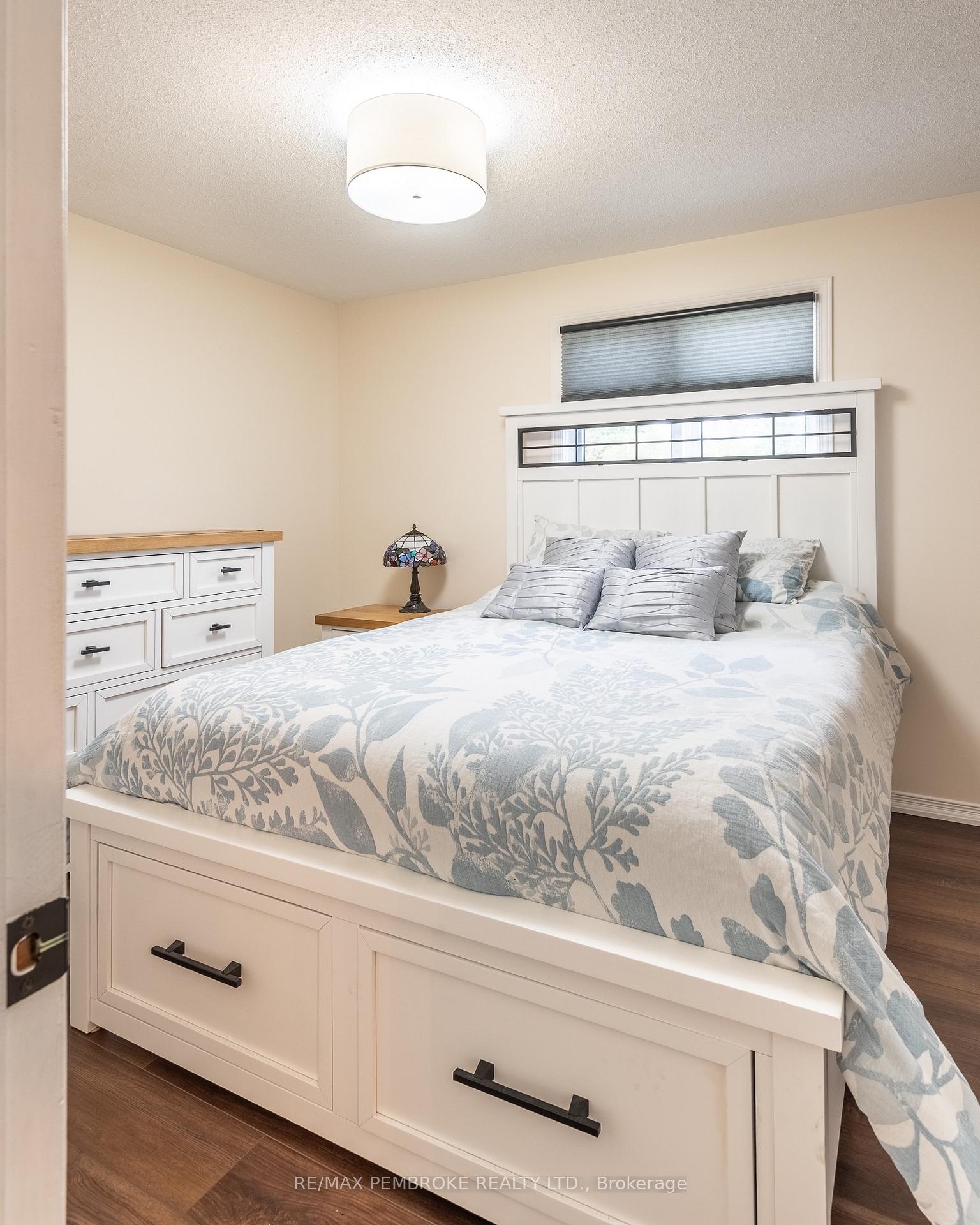Photo 26 of 11008 Boundary Road, Pembroke, Pembroke — HOMEH