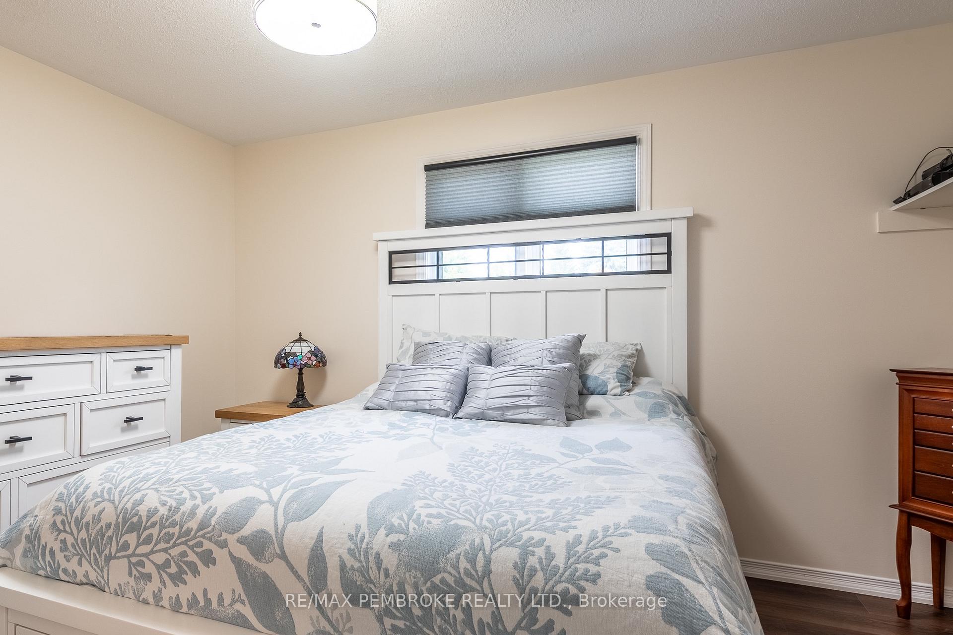 Photo 27 of 11008 Boundary Road, Pembroke, Pembroke — HOMEH