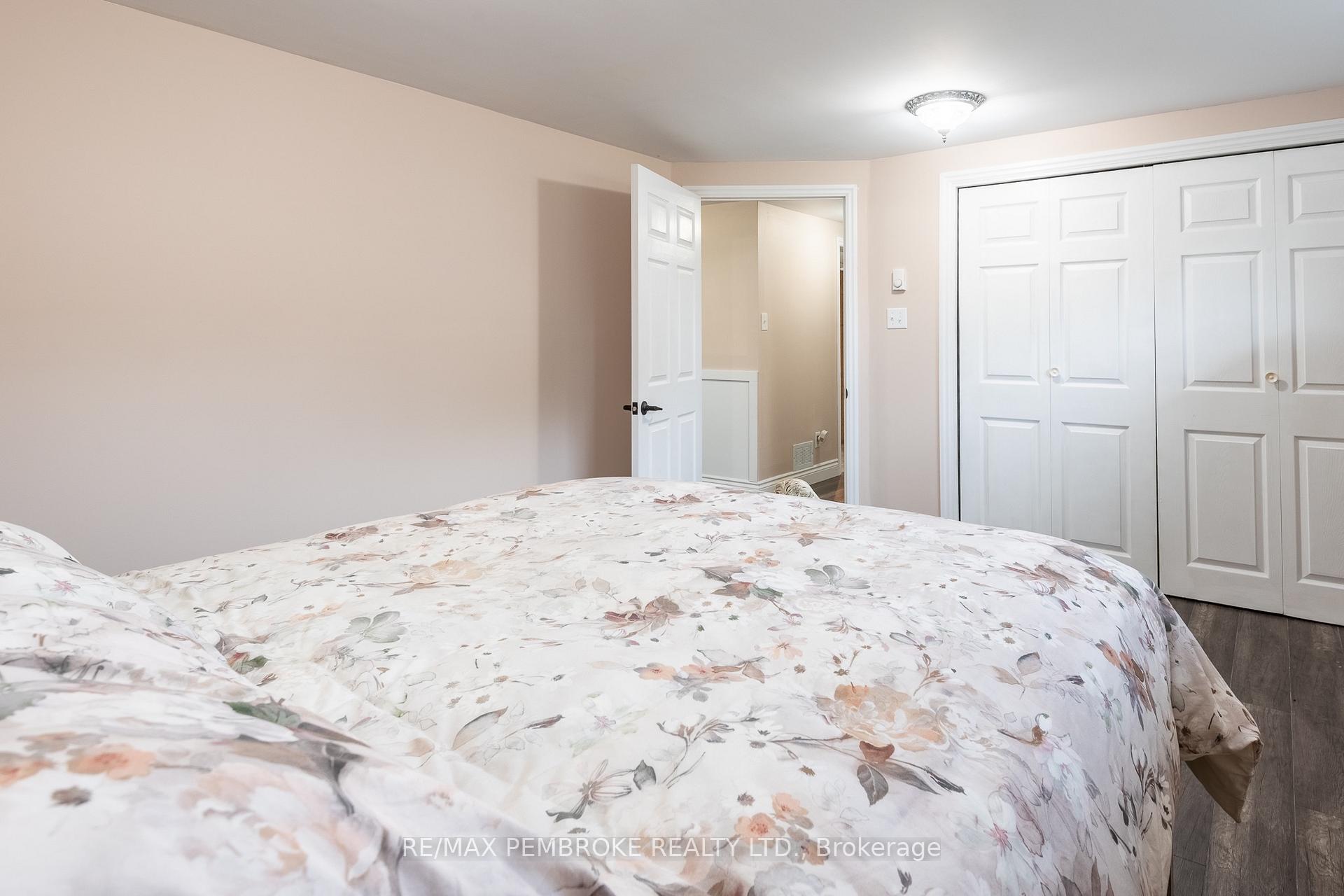 Photo 30 of 11008 Boundary Road, Pembroke, Pembroke — HOMEH