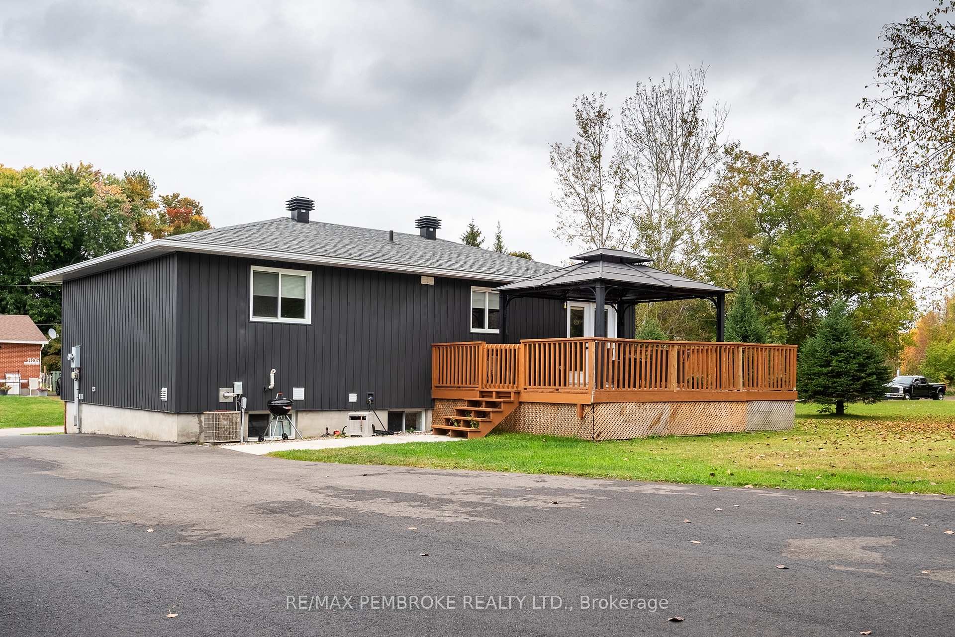 Photo 41 of 11008 Boundary Road, Pembroke, Pembroke — HOMEH