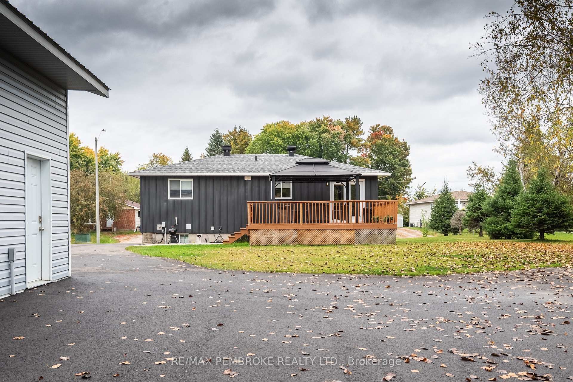 Photo 42 of 11008 Boundary Road, Pembroke, Pembroke — HOMEH