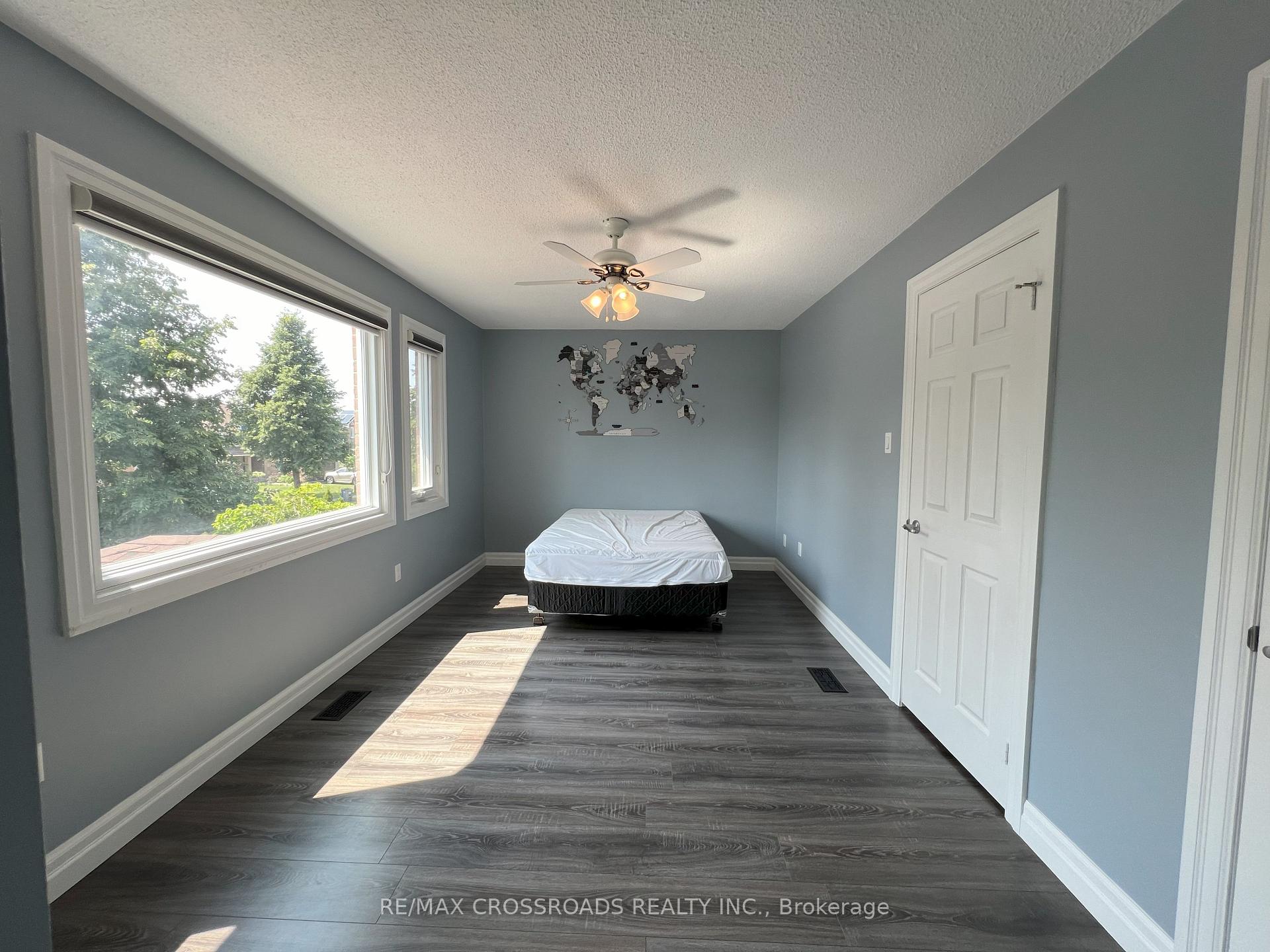 Photo 14 of 51 Hood Crescent, Brampton, Fletcher's West — HOMEH