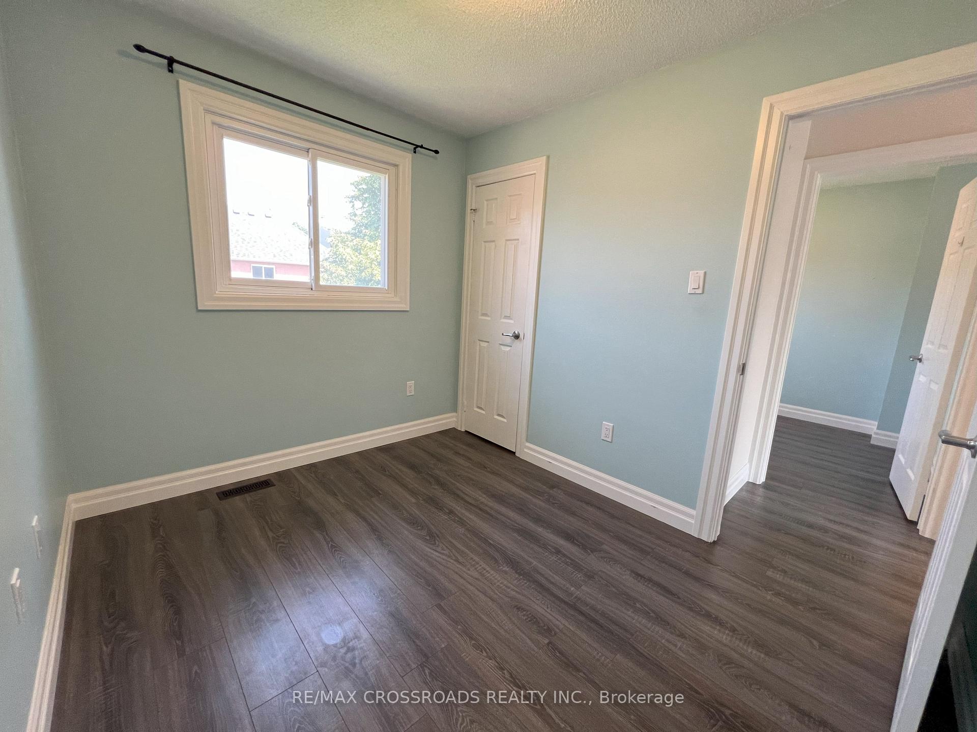 Photo 17 of 51 Hood Crescent, Brampton, Fletcher's West — HOMEH
