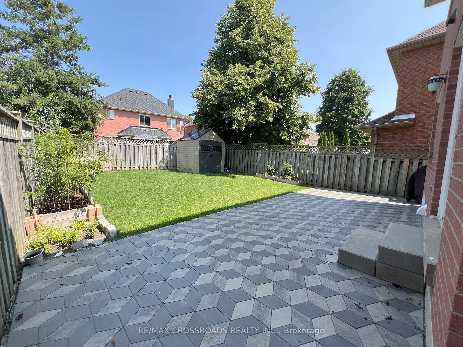 Photo 27 of 51 Hood Crescent, Brampton, Fletcher's West — HOMEH
