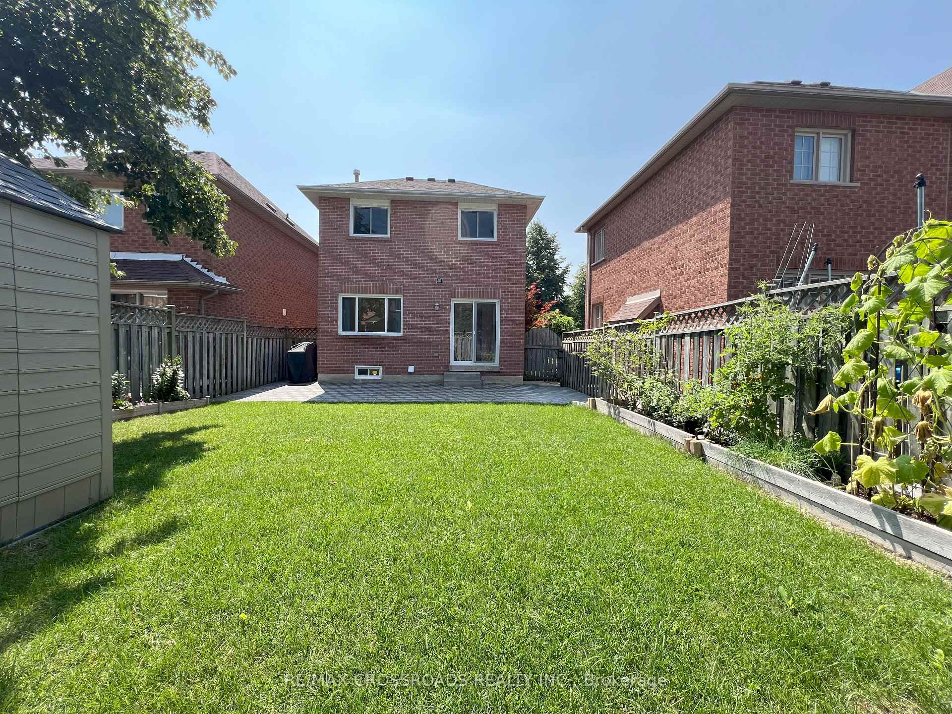 Photo 29 of 51 Hood Crescent, Brampton, Fletcher's West — HOMEH