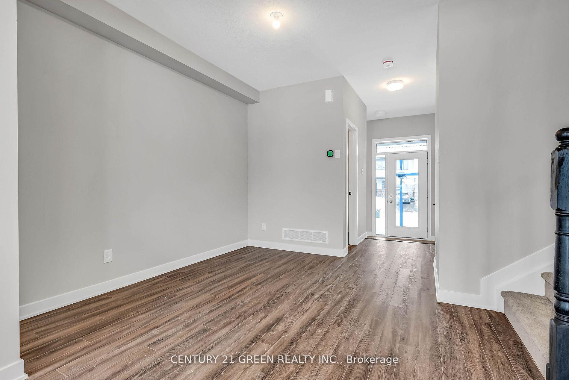 Photo 6 of 2183 Winsome Terrace, Ottawa, Fallingbrook/Gardenway South — HOMEH