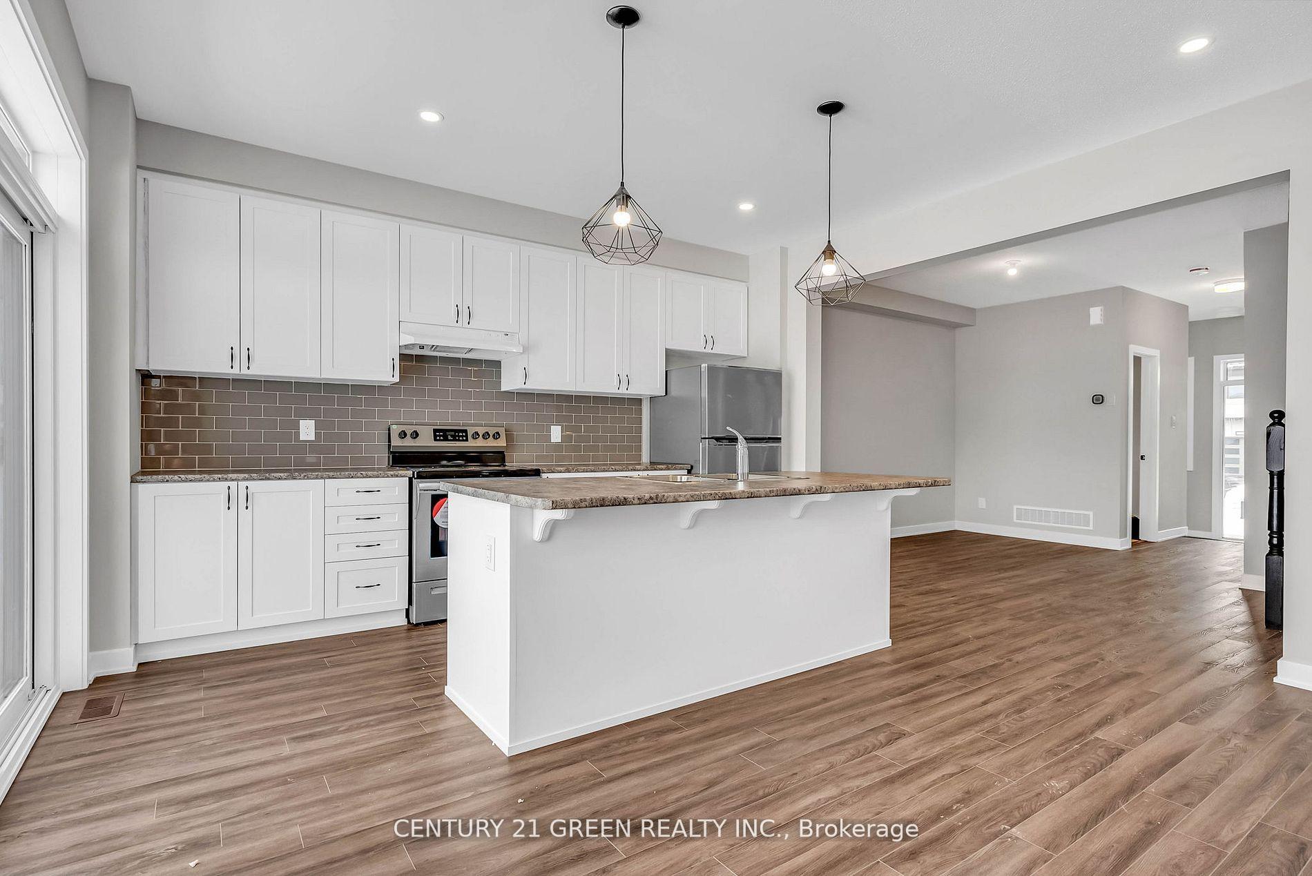 Photo 10 of 2183 Winsome Terrace, Ottawa, Fallingbrook/Gardenway South — HOMEH
