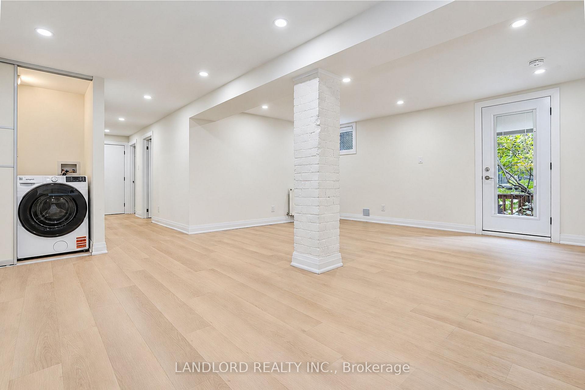 Photo 6 of Unit 4, 92 Neville Park Boulevard, Toronto, The Beaches — HOMEH