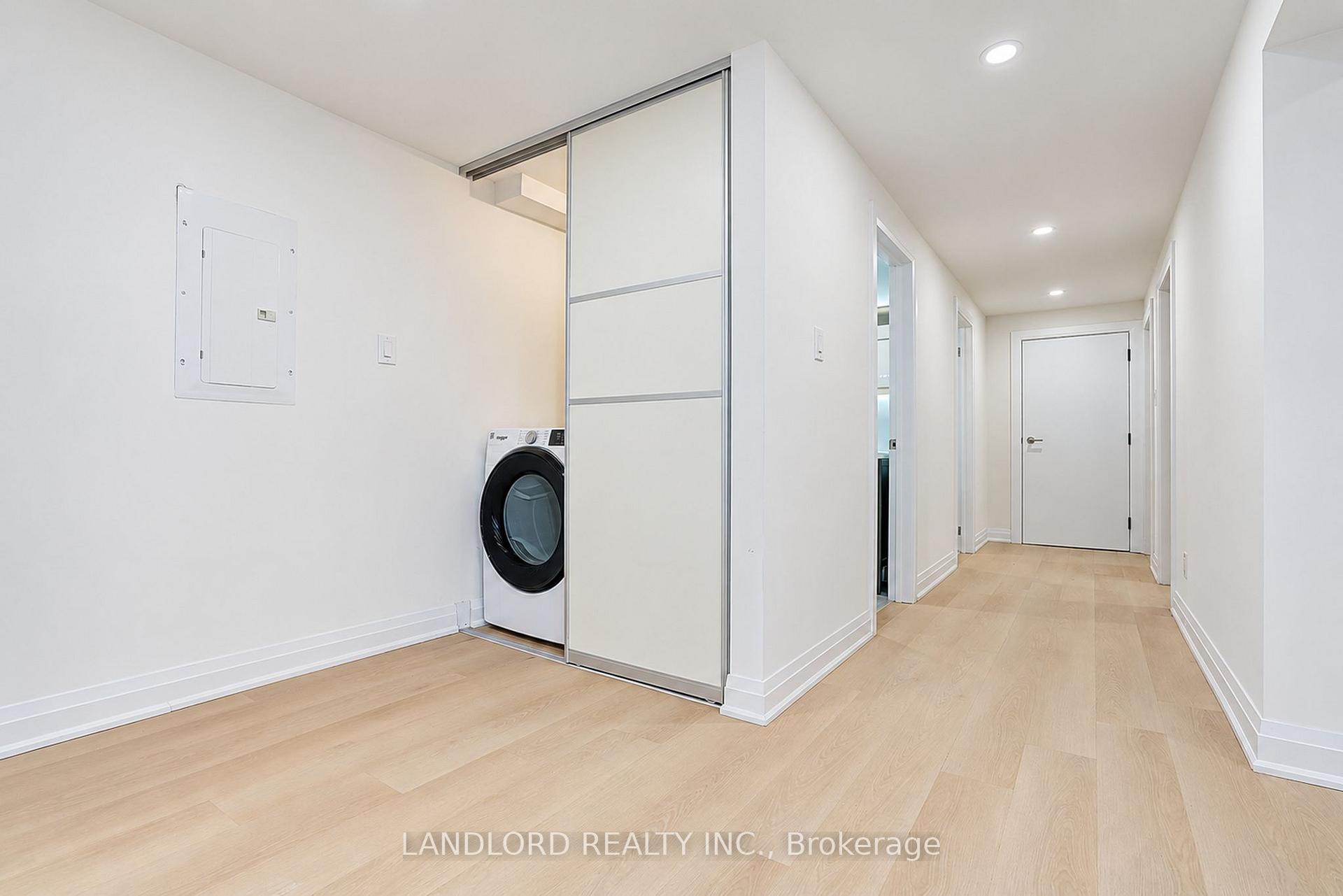 Photo 7 of Unit 4, 92 Neville Park Boulevard, Toronto, The Beaches — HOMEH