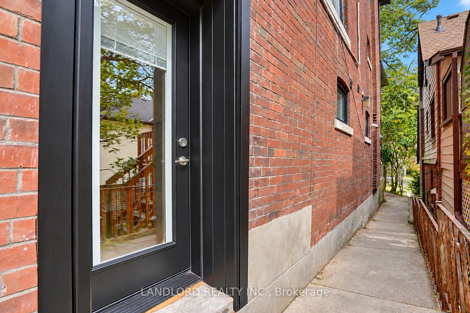 Photo 15 of Unit 4, 92 Neville Park Boulevard, Toronto, The Beaches — HOMEH