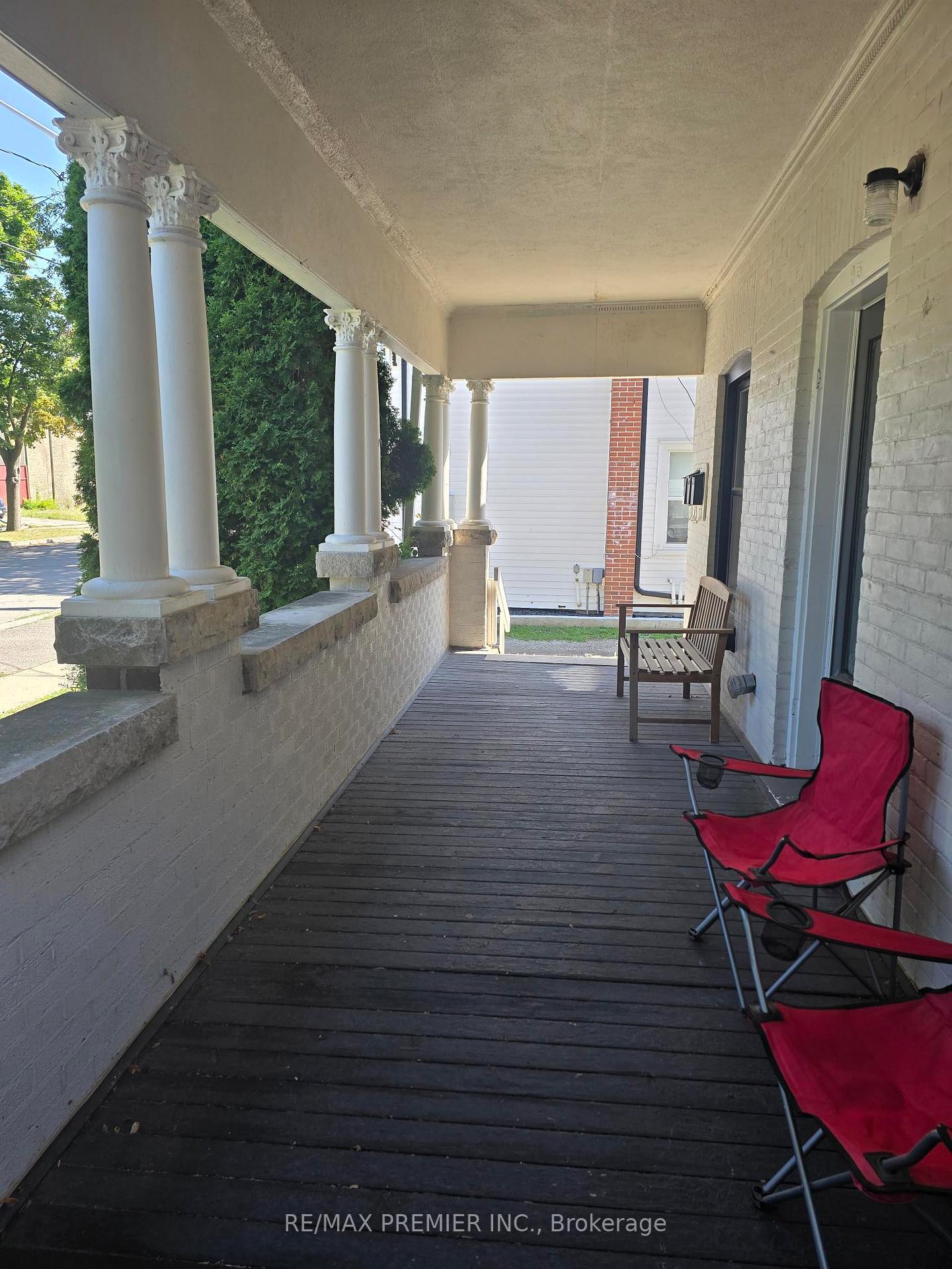 Photo 2 of 95 Cayuga Street, Brantford, Eagle Place East — HOMEH