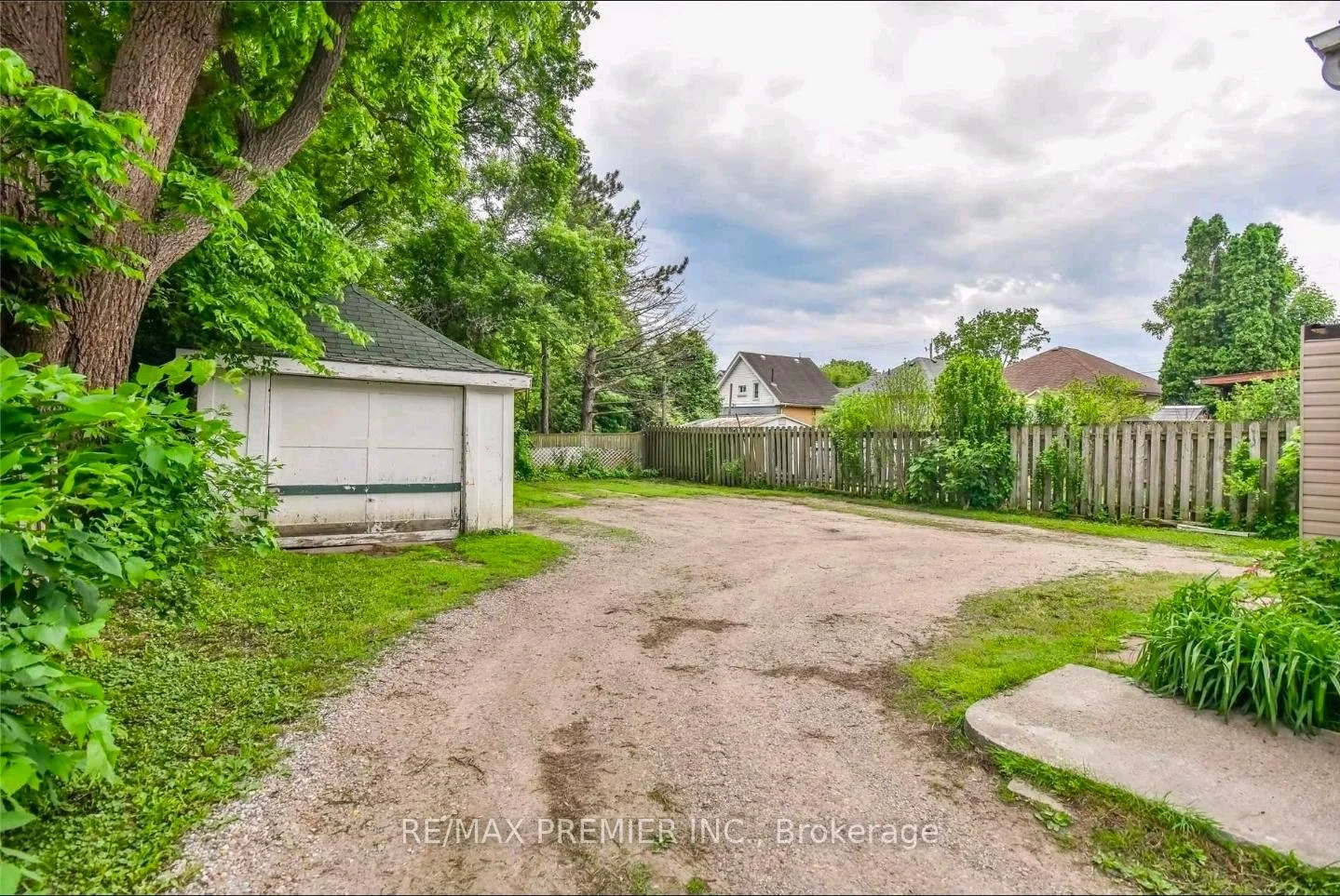 Photo 23 of 95 Cayuga Street, Brantford, Eagle Place East — HOMEH