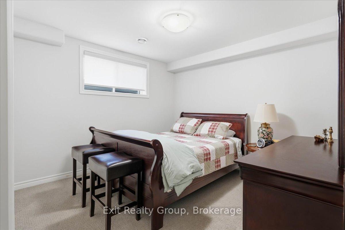 Photo 20 of 30 Sandhu Crescent, Belleville, Belleville Ward — HOMEH