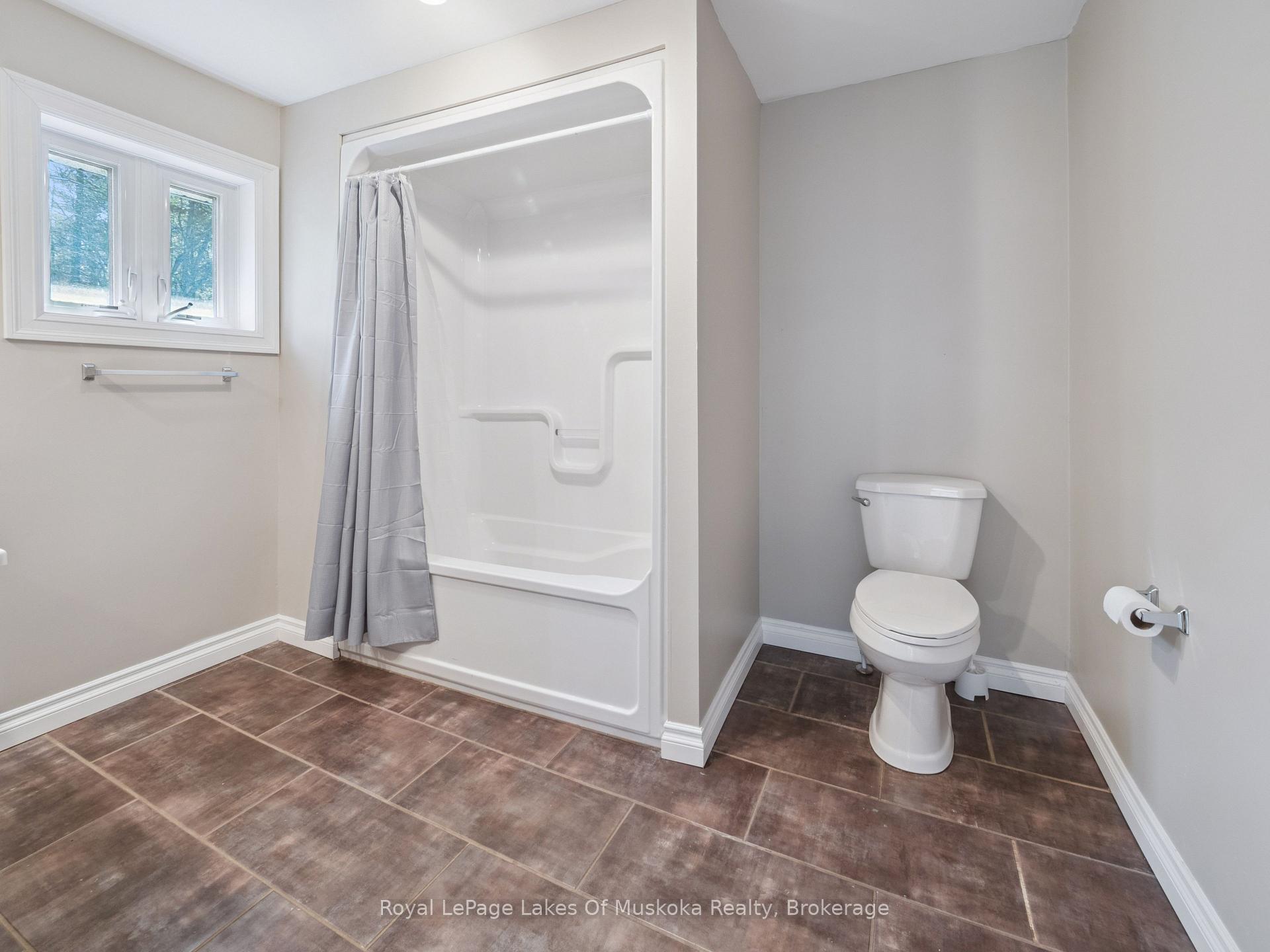 Photo 21 of 1314 Winhara Road, Gravenhurst, Muskoka (S) — HOMEH