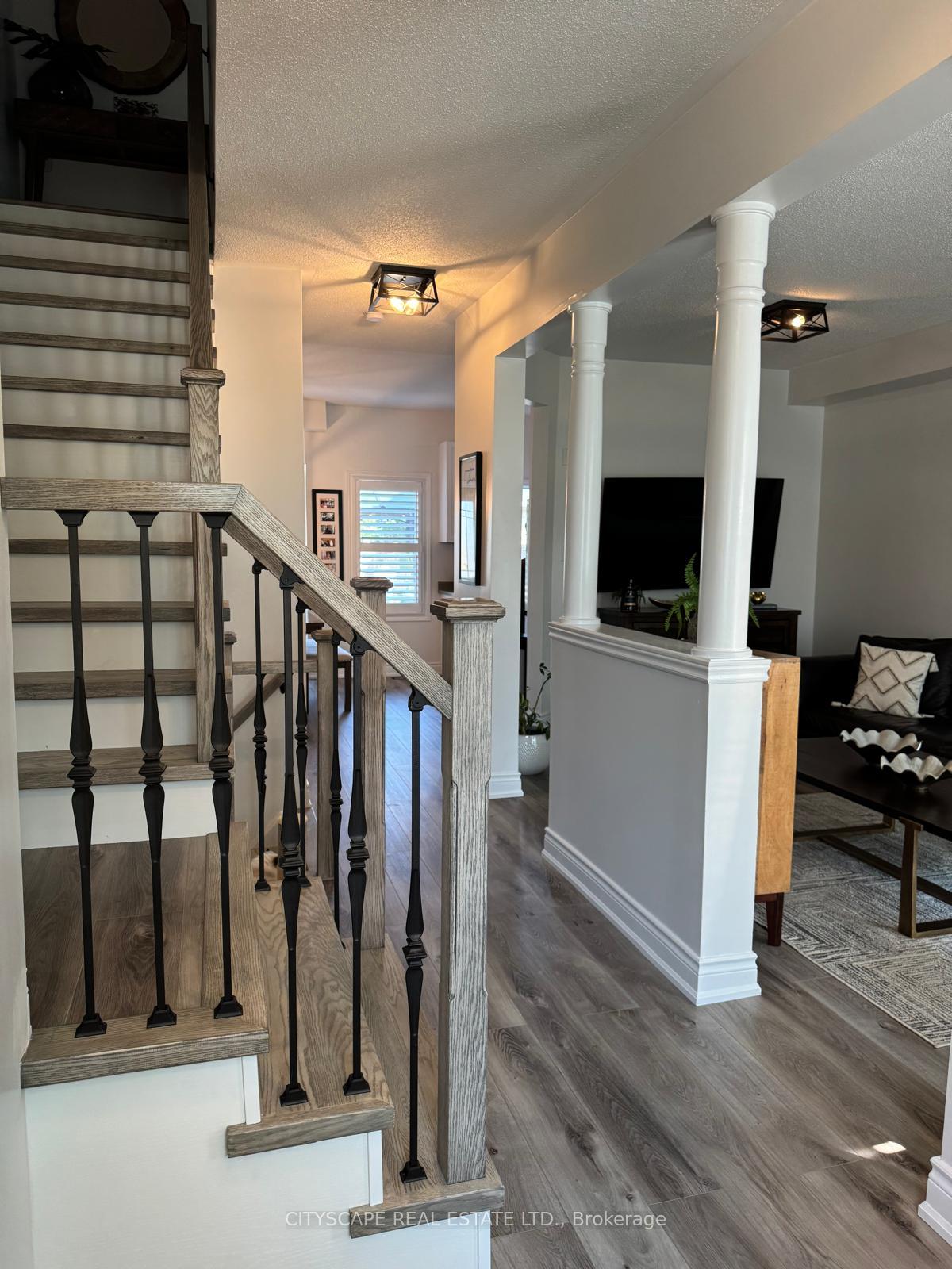 Photo 3 of 76 Easthampton Road, Hamilton, Stoney Creek — HOMEH