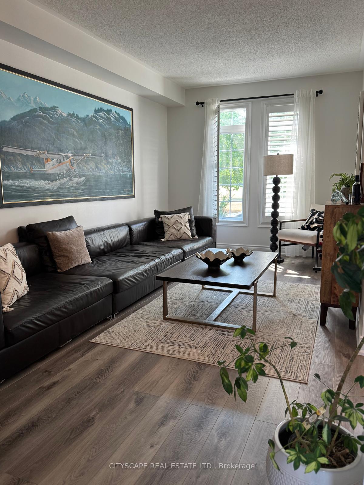 Photo 5 of 76 Easthampton Road, Hamilton, Stoney Creek — HOMEH