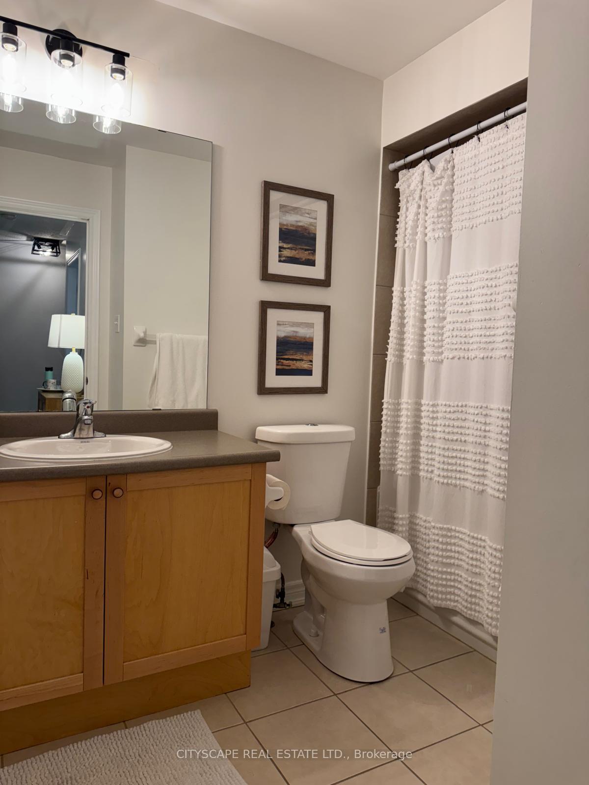 Photo 12 of 76 Easthampton Road, Hamilton, Stoney Creek — HOMEH