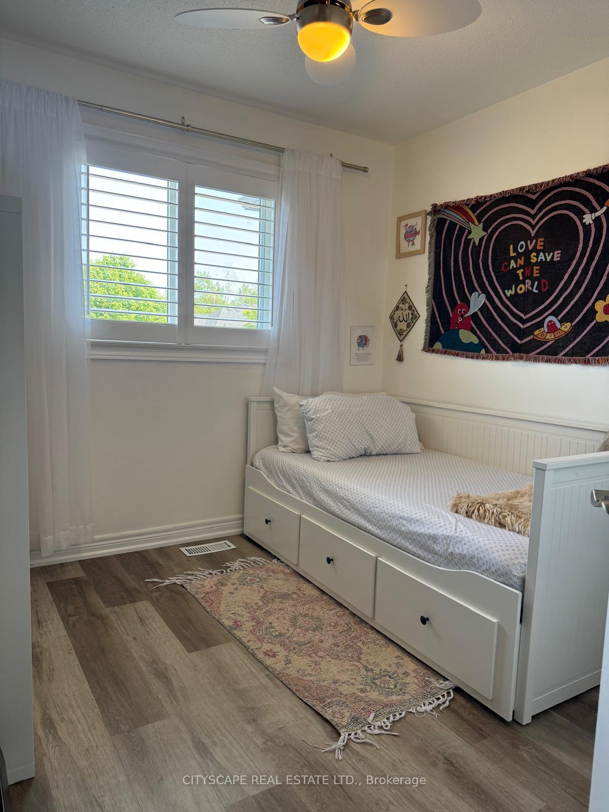 Photo 13 of 76 Easthampton Road, Hamilton, Stoney Creek — HOMEH