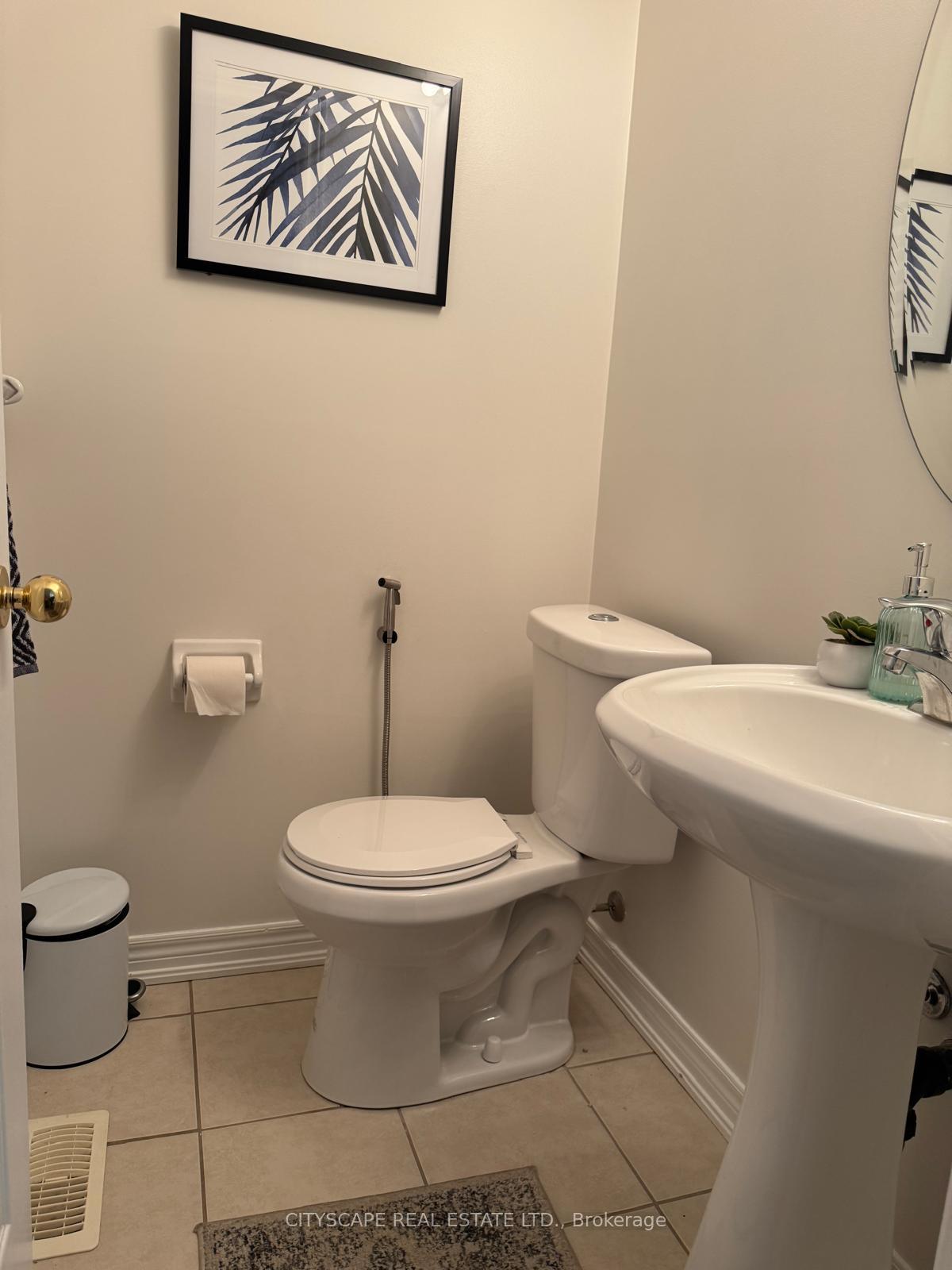 Photo 15 of 76 Easthampton Road, Hamilton, Stoney Creek — HOMEH