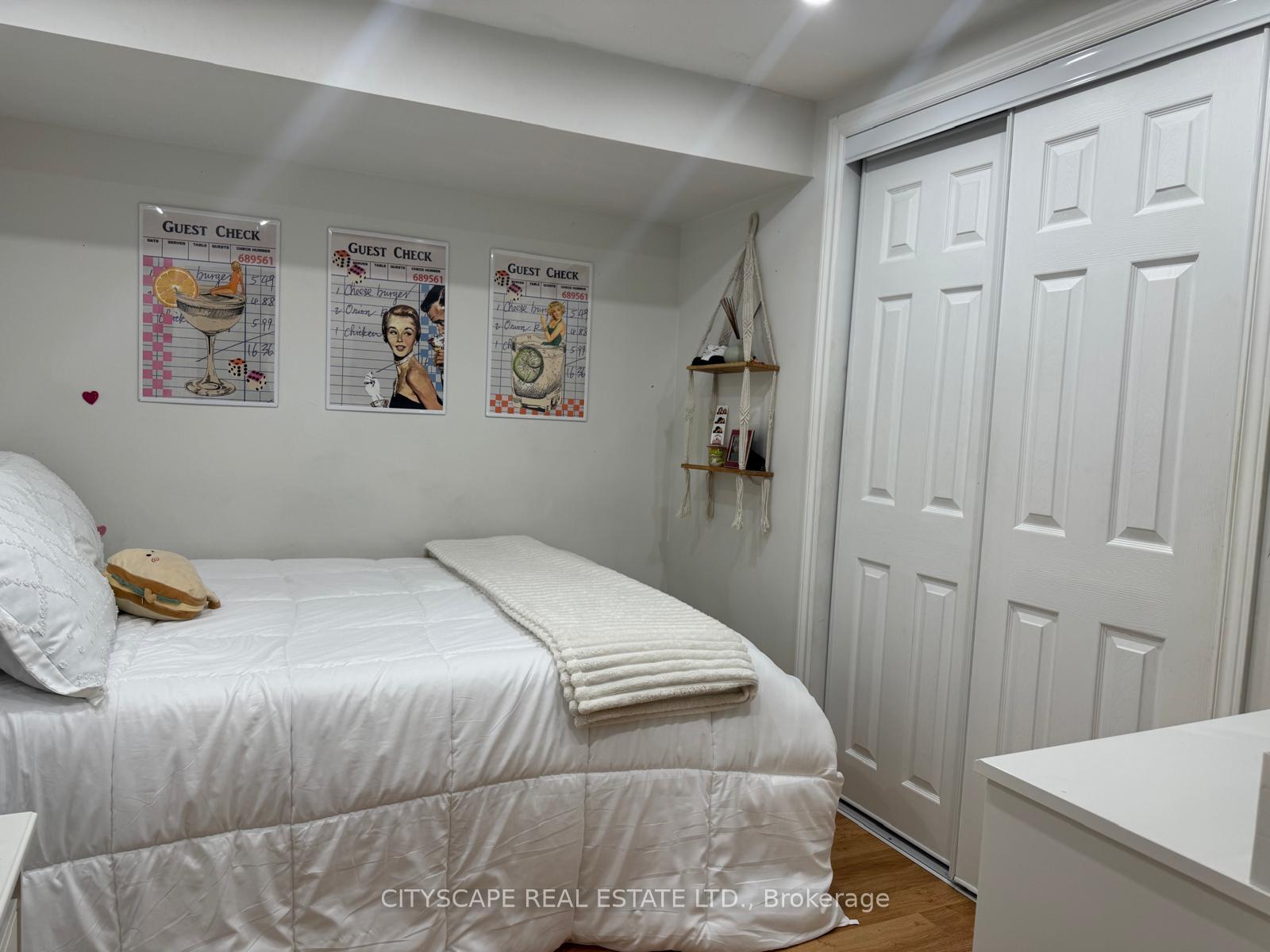 Photo 17 of 76 Easthampton Road, Hamilton, Stoney Creek — HOMEH