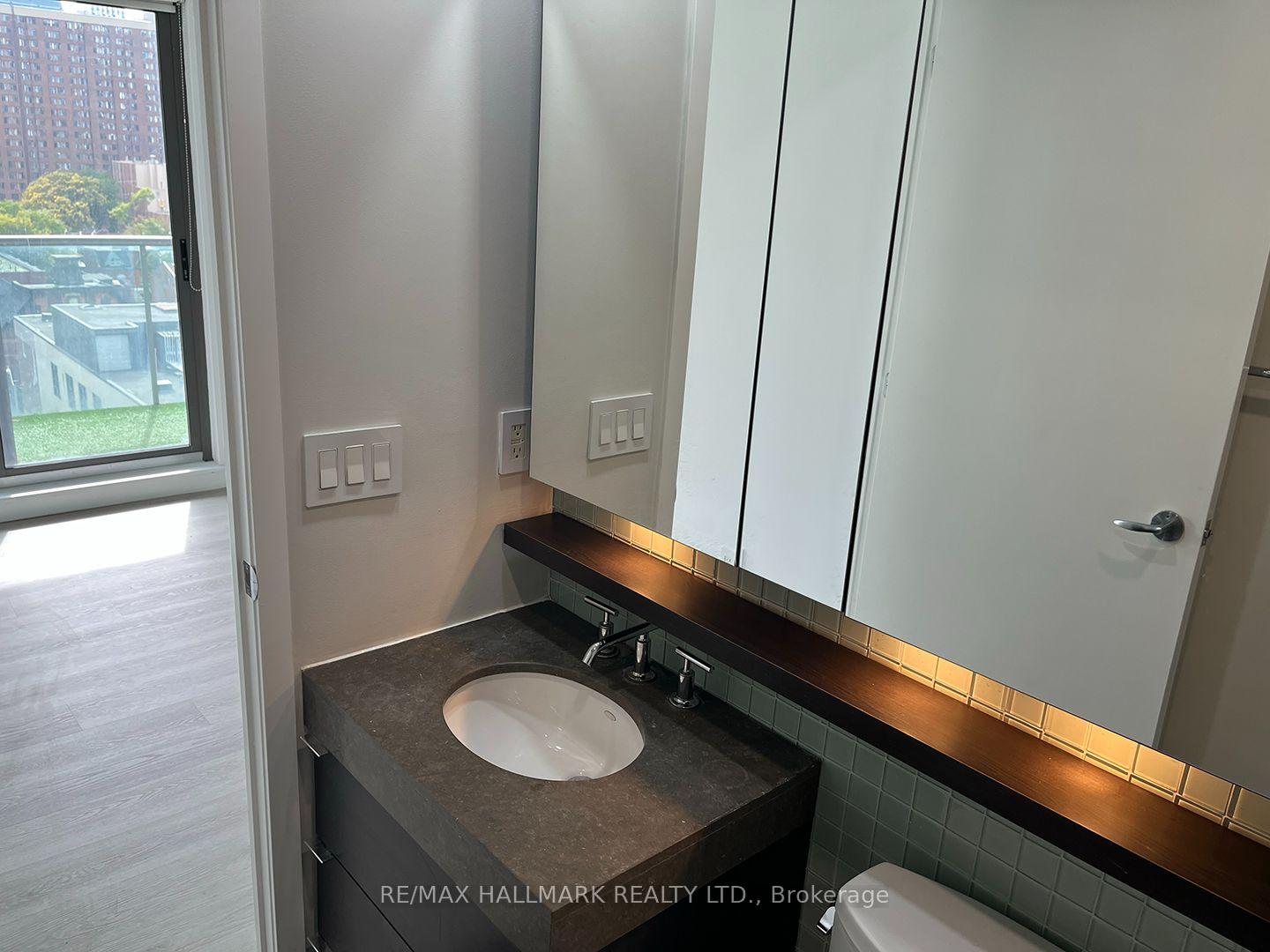 Photo 12 of Unit 803, 281 Mutual Street, Toronto, Church-Yonge Corridor — HOMEH