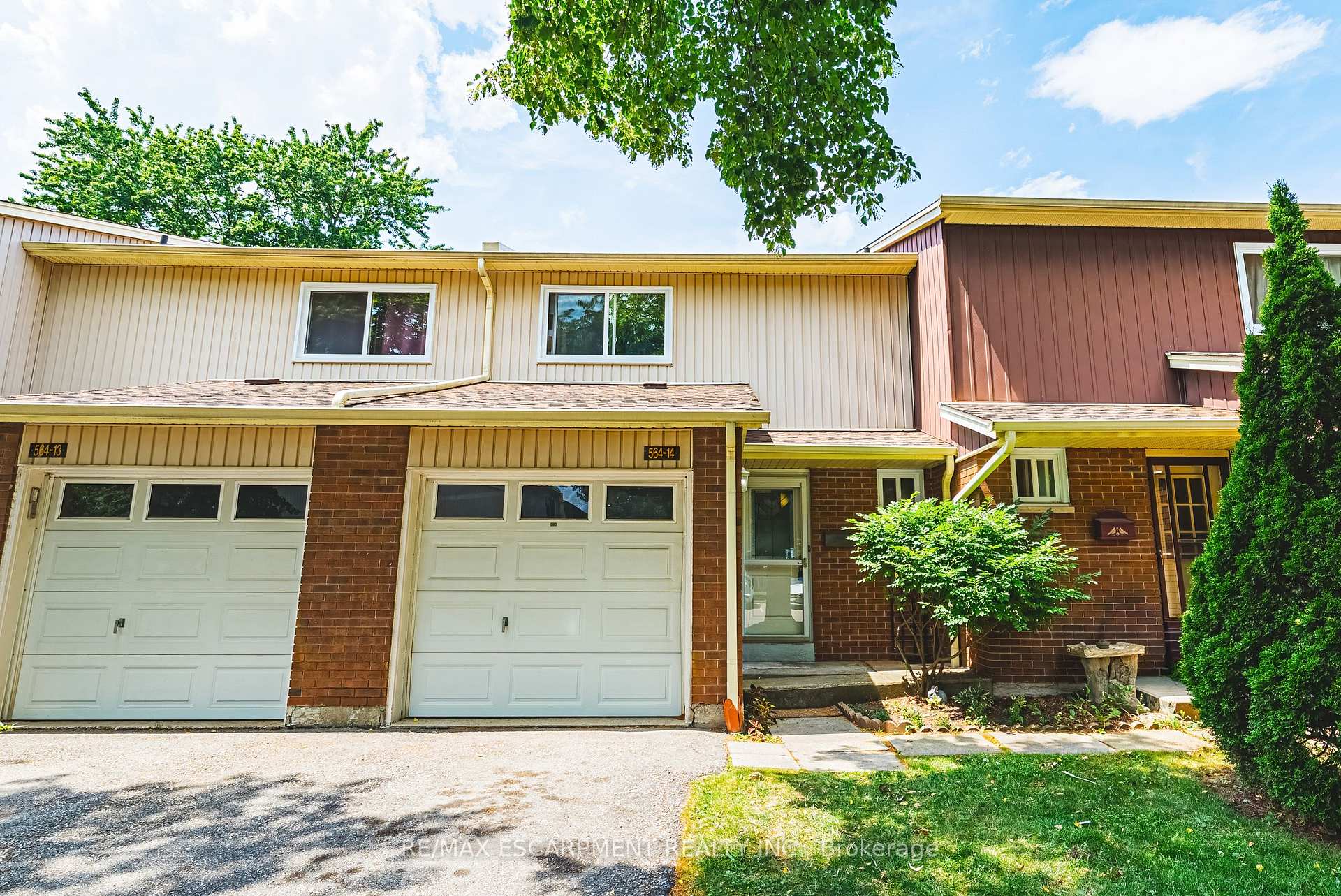 Photo 2 of Unit 14, 564 Sheraton Road, Burlington, Appleby — HOMEH