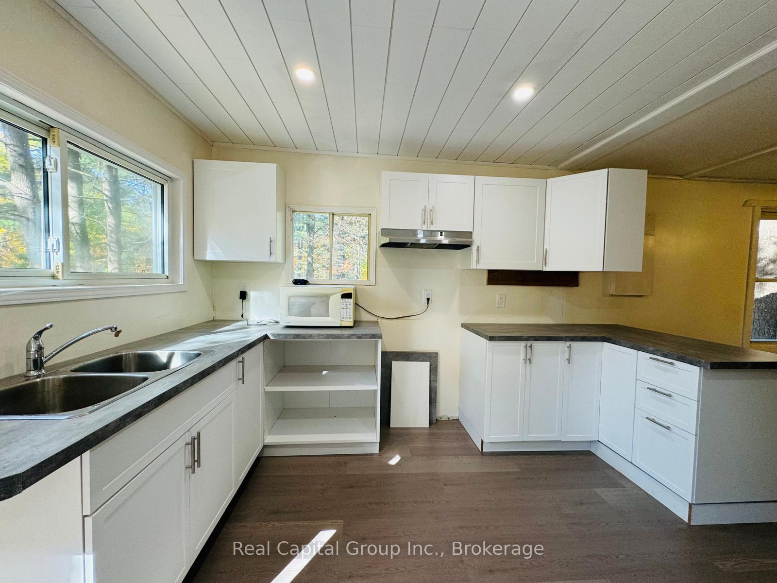 Photo 5 of 1080 Four Seasons Road, Gravenhurst, Morrison — HOMEH