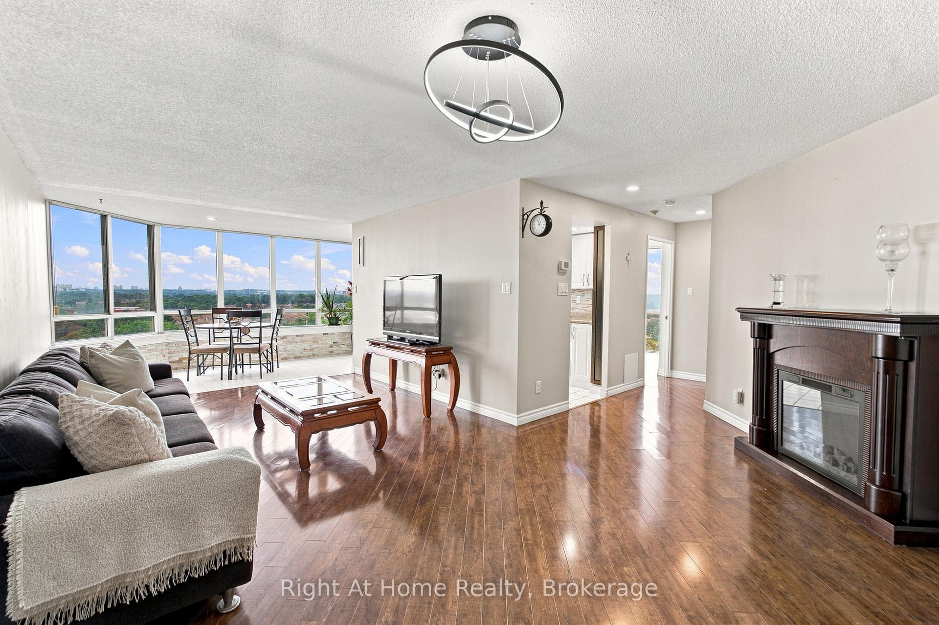 Photo 2 of Unit 1215, 11753 Sheppard Avenue E, Scarborough, Rouge — HOMEH