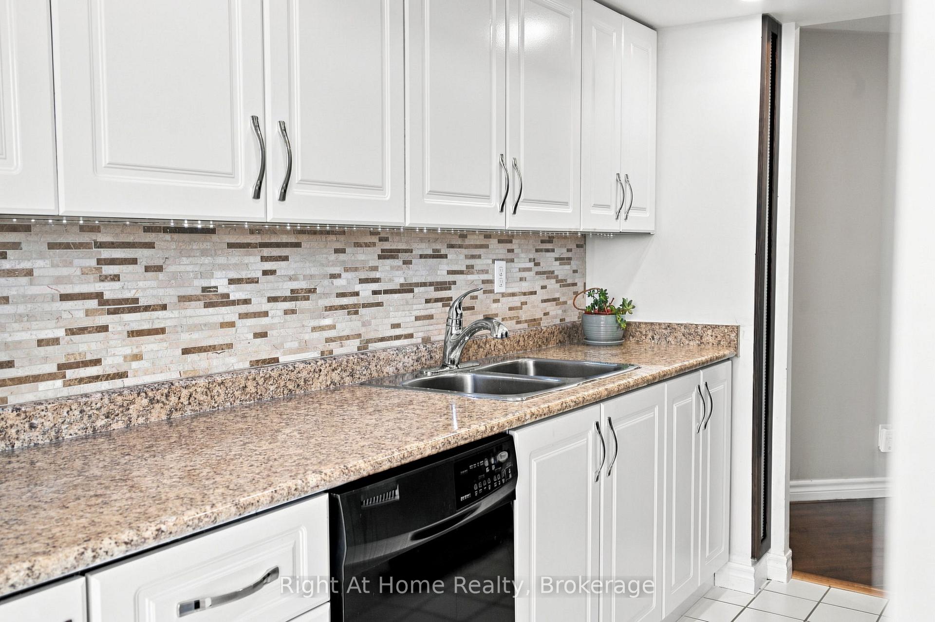 Photo 24 of Unit 1215, 11753 Sheppard Avenue E, Scarborough, Rouge — HOMEH