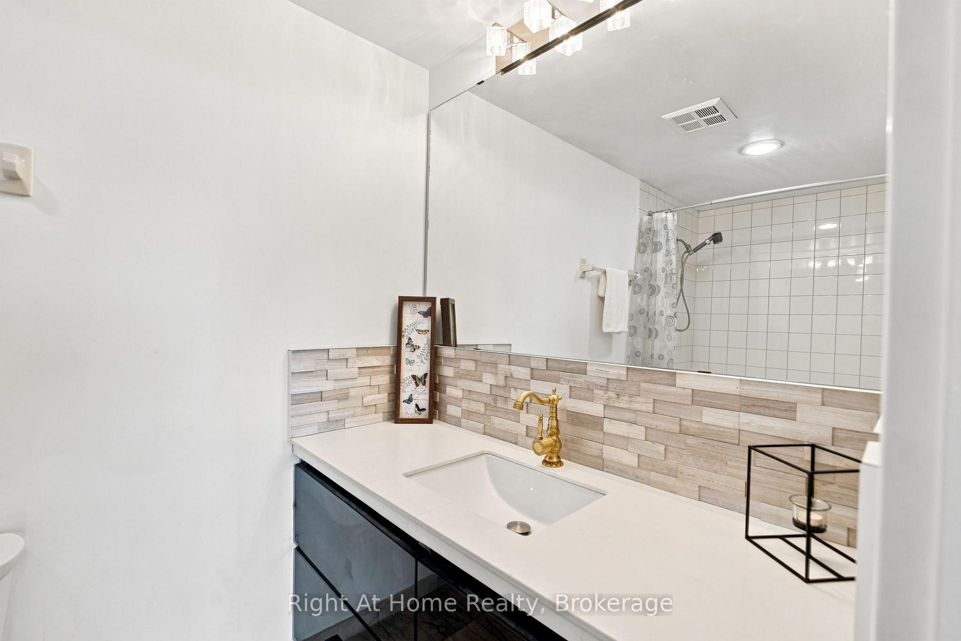 Photo 38 of Unit 1215, 11753 Sheppard Avenue E, Scarborough, Rouge — HOMEH