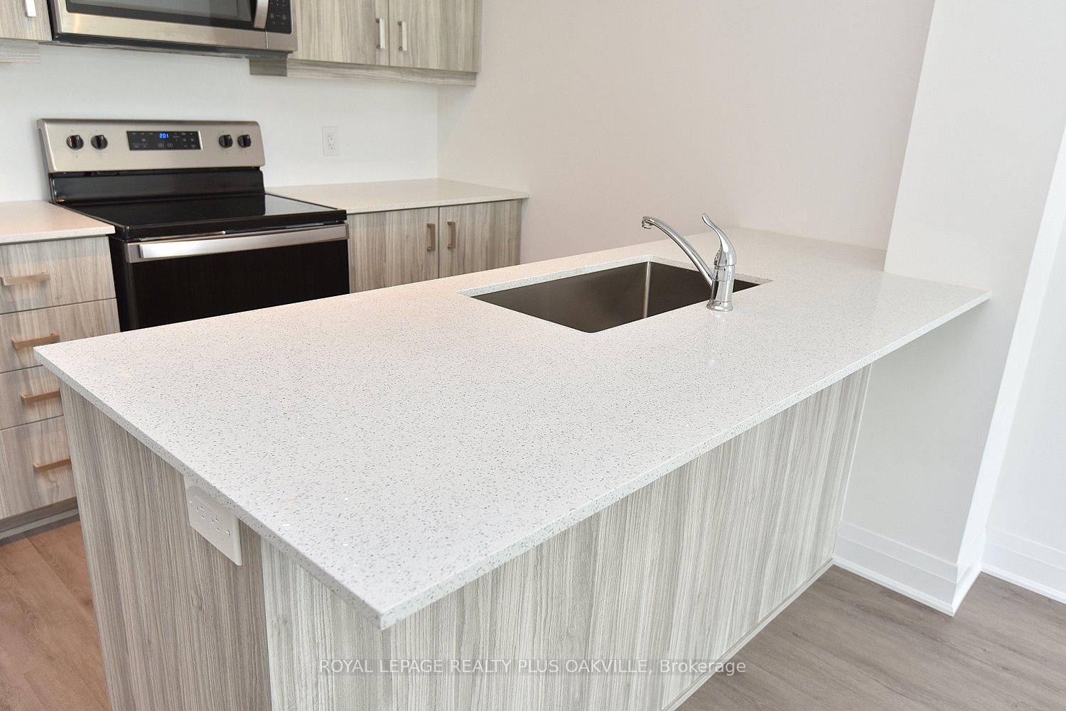 Photo 13 of Unit 514, 1936 Rymal Road E, Hamilton, Stoney Creek — HOMEH