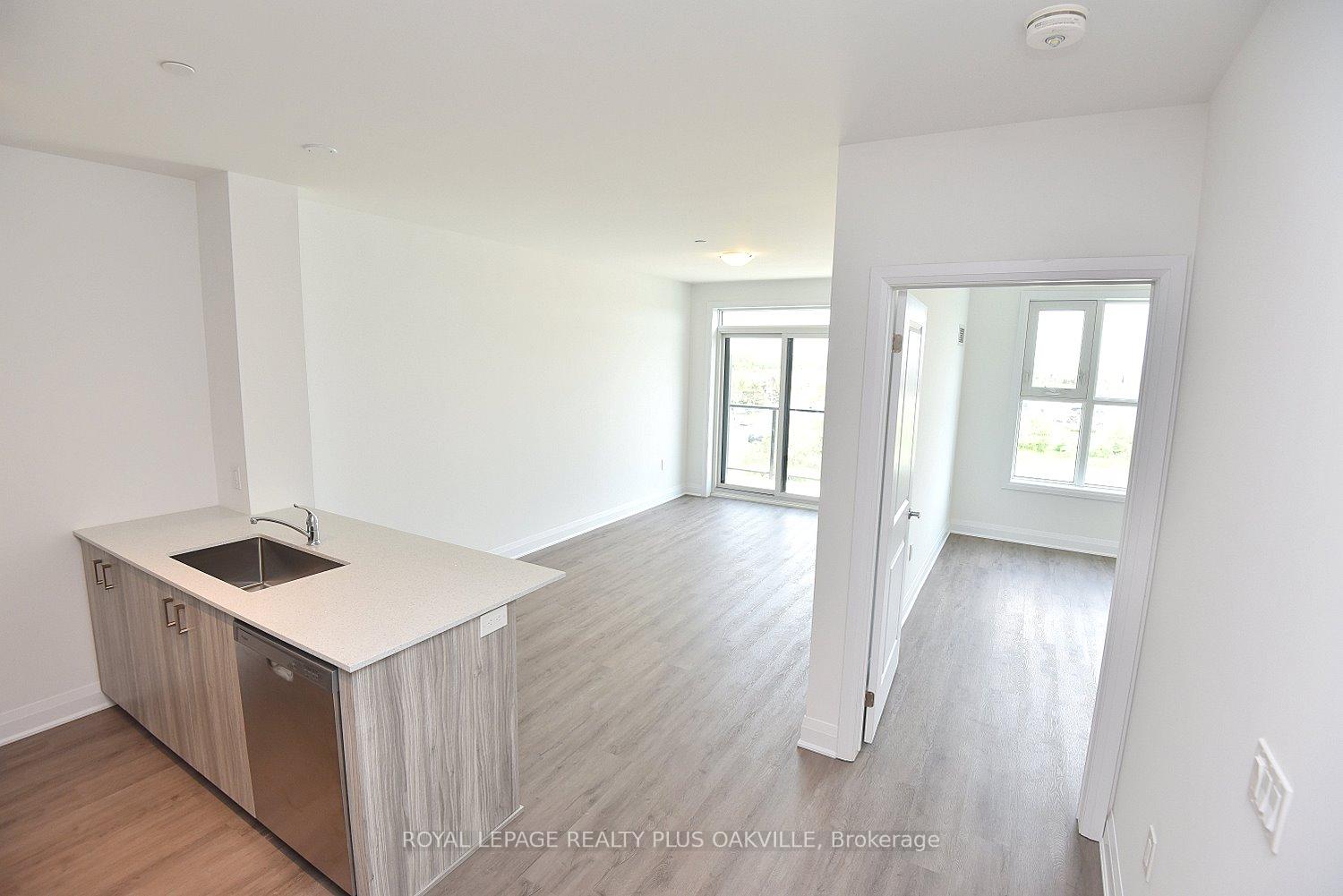 Photo 15 of Unit 514, 1936 Rymal Road E, Hamilton, Stoney Creek — HOMEH