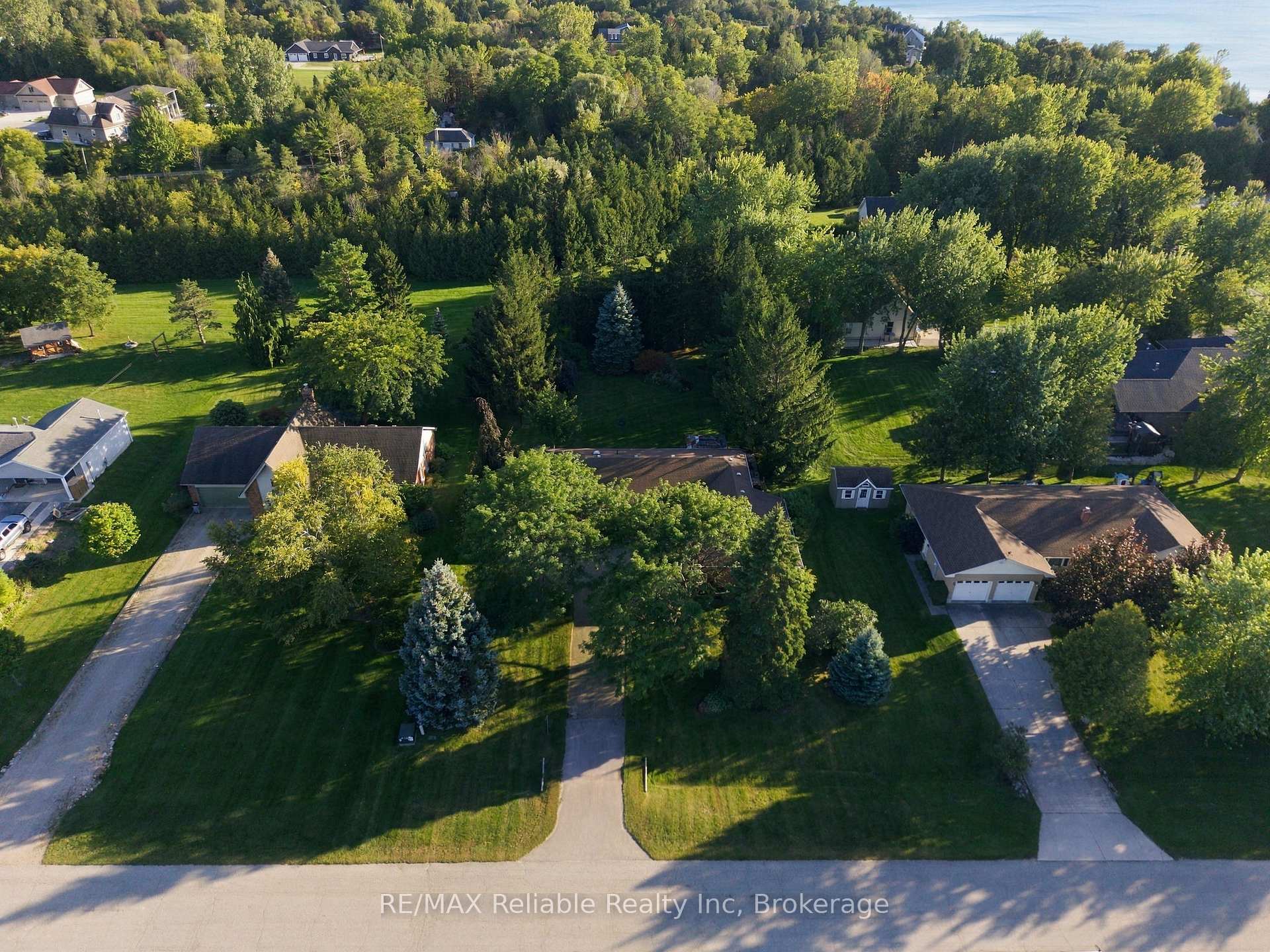 Photo 7 of 33895 Bissonette Avenue, Bluewater, Hay — HOMEH