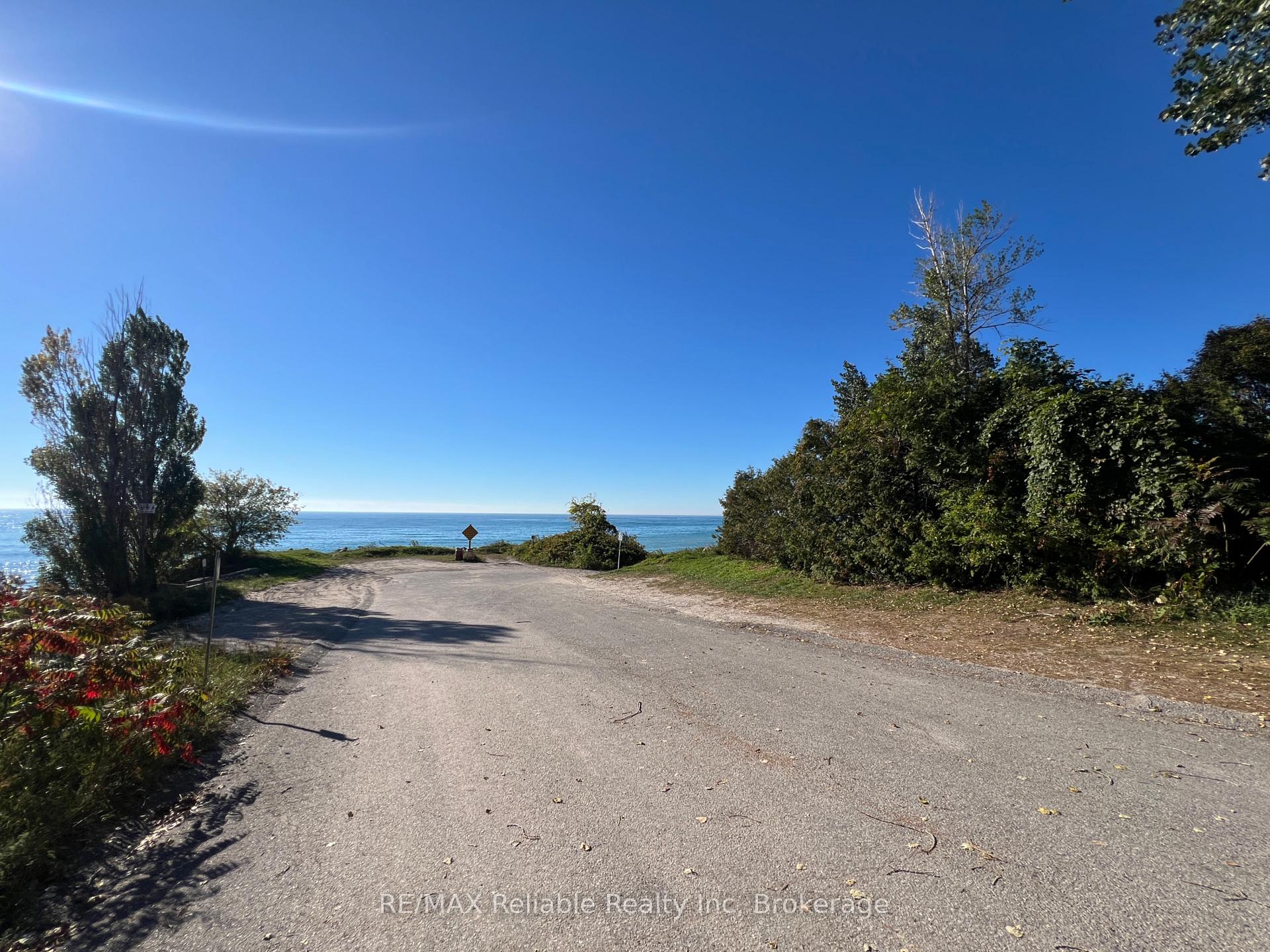 Photo 37 of 33895 Bissonette Avenue, Bluewater, Hay — HOMEH