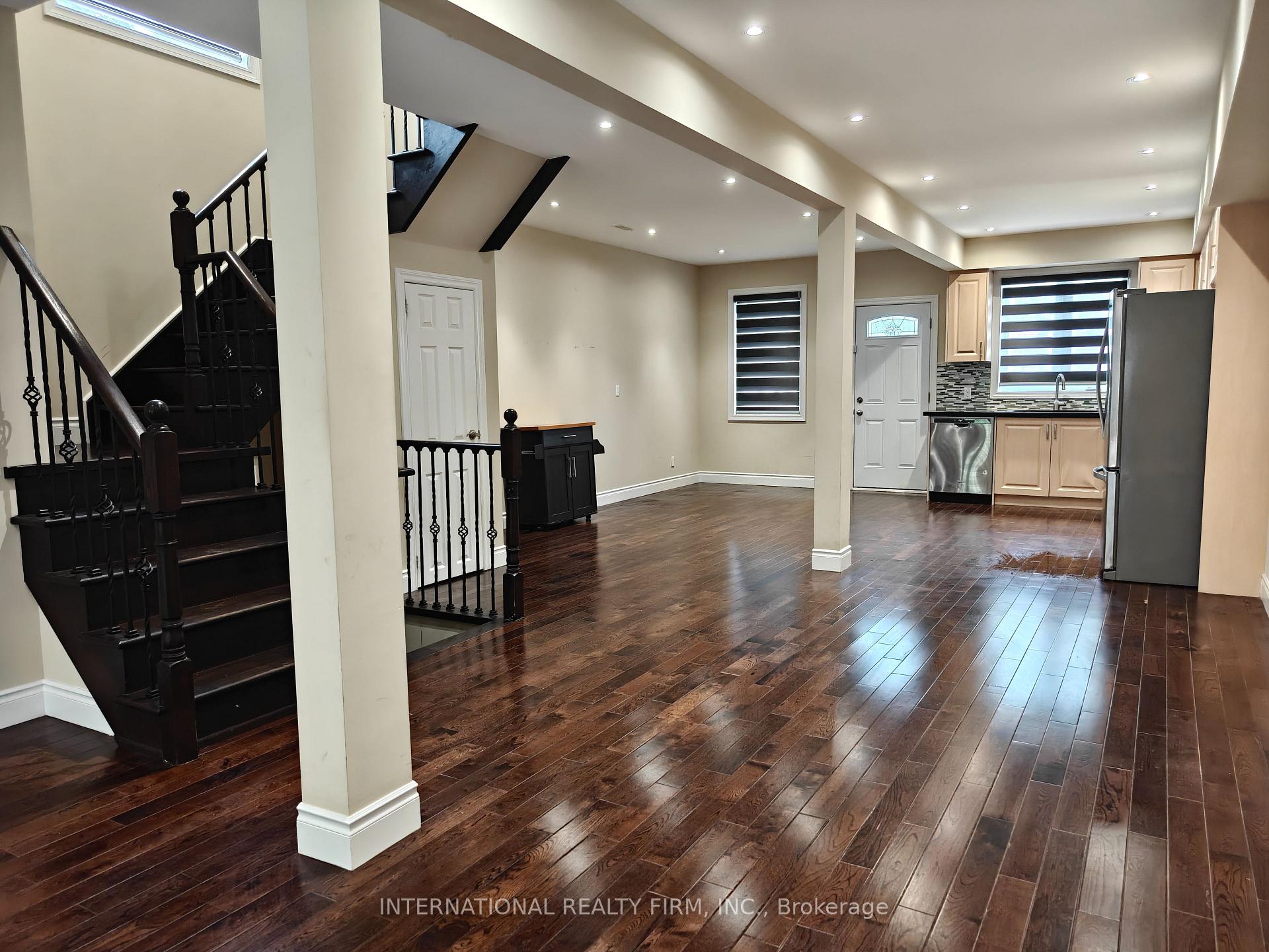 Photo 4 of 86 Patterson Avenue, Scarborough, Oakridge — HOMEH