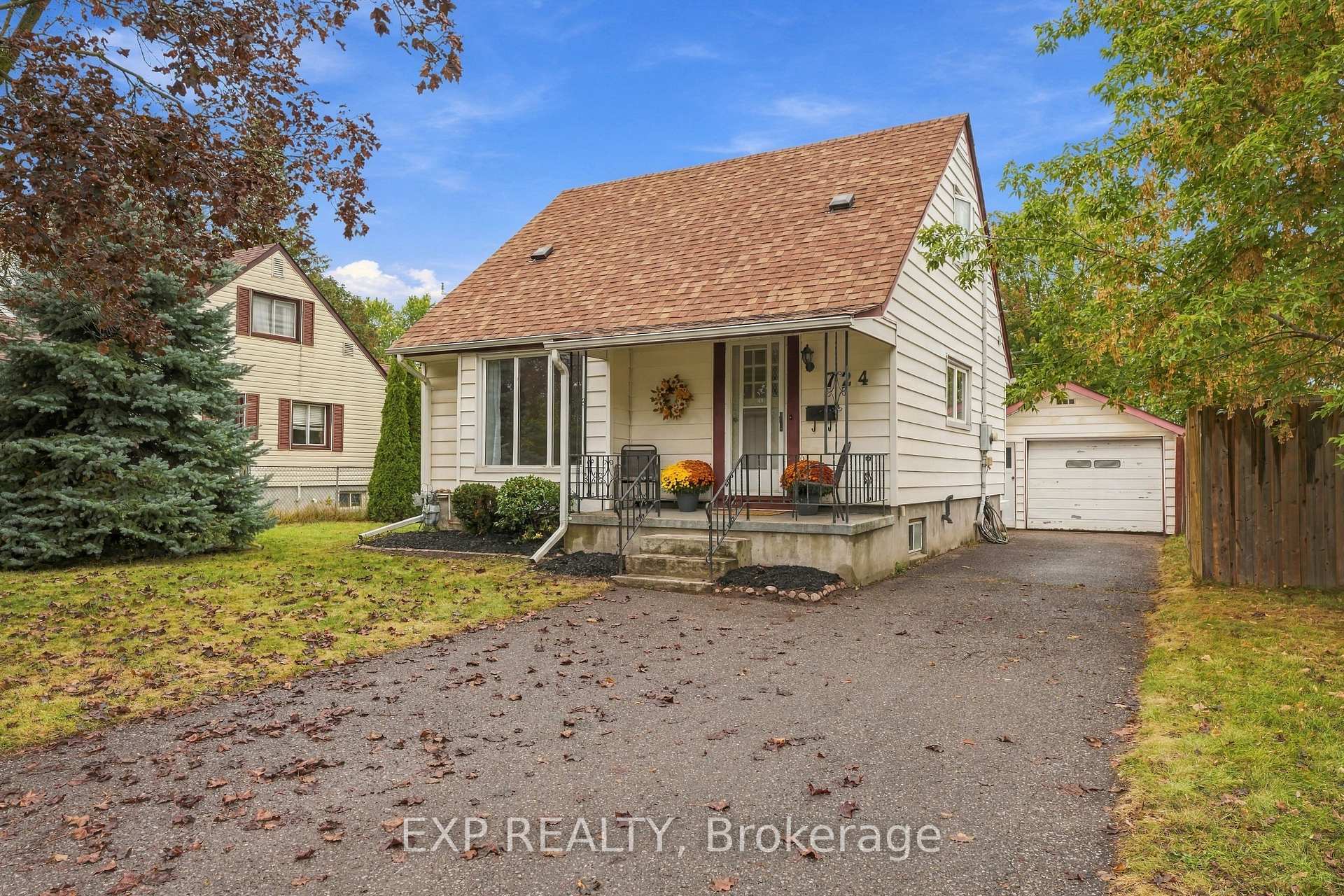 Photo 1 of 724 Mckellar Street, Peterborough, Otonabee Ward 1 — HOMEH