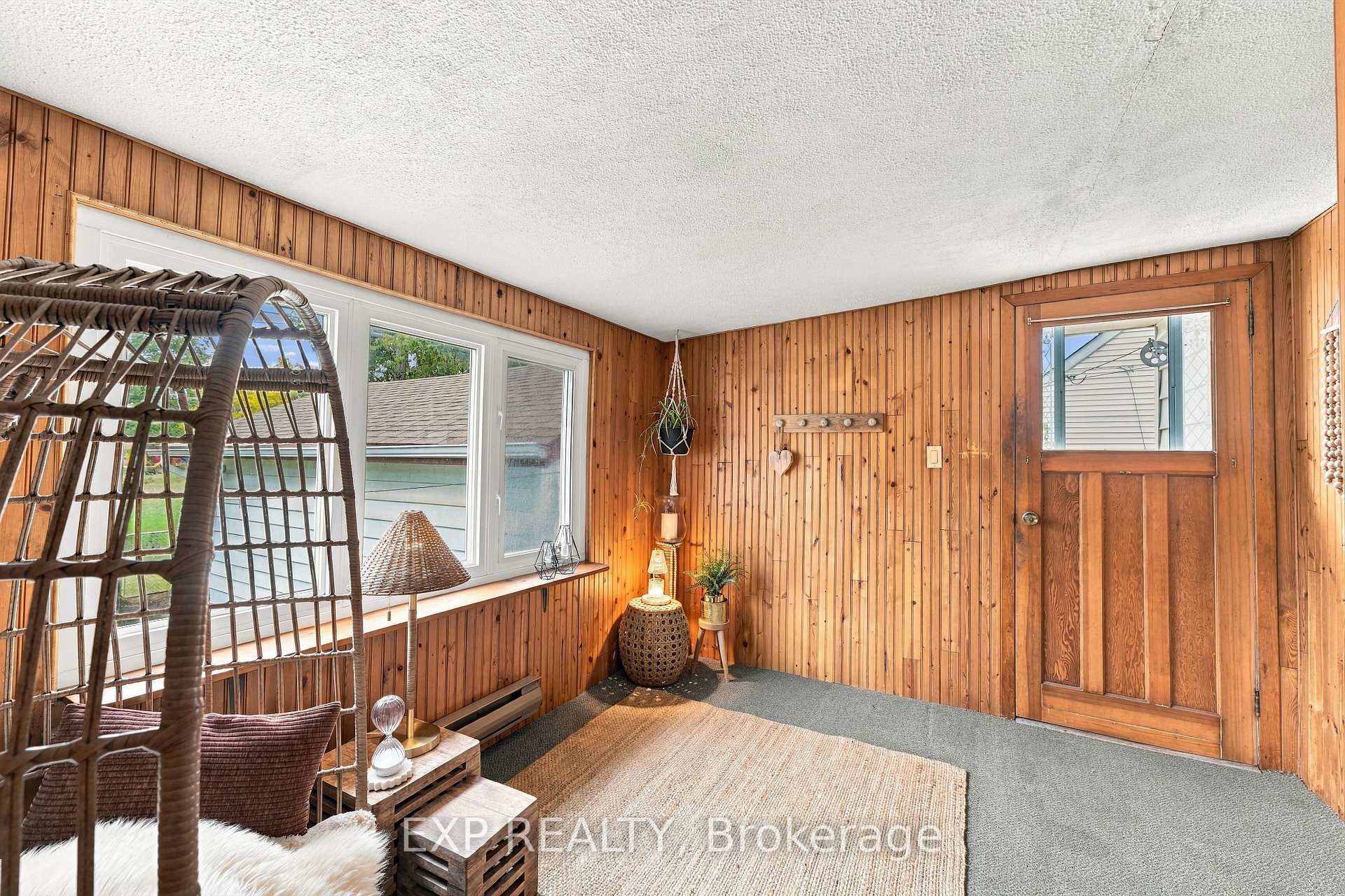 Photo 24 of 724 Mckellar Street, Peterborough, Otonabee Ward 1 — HOMEH