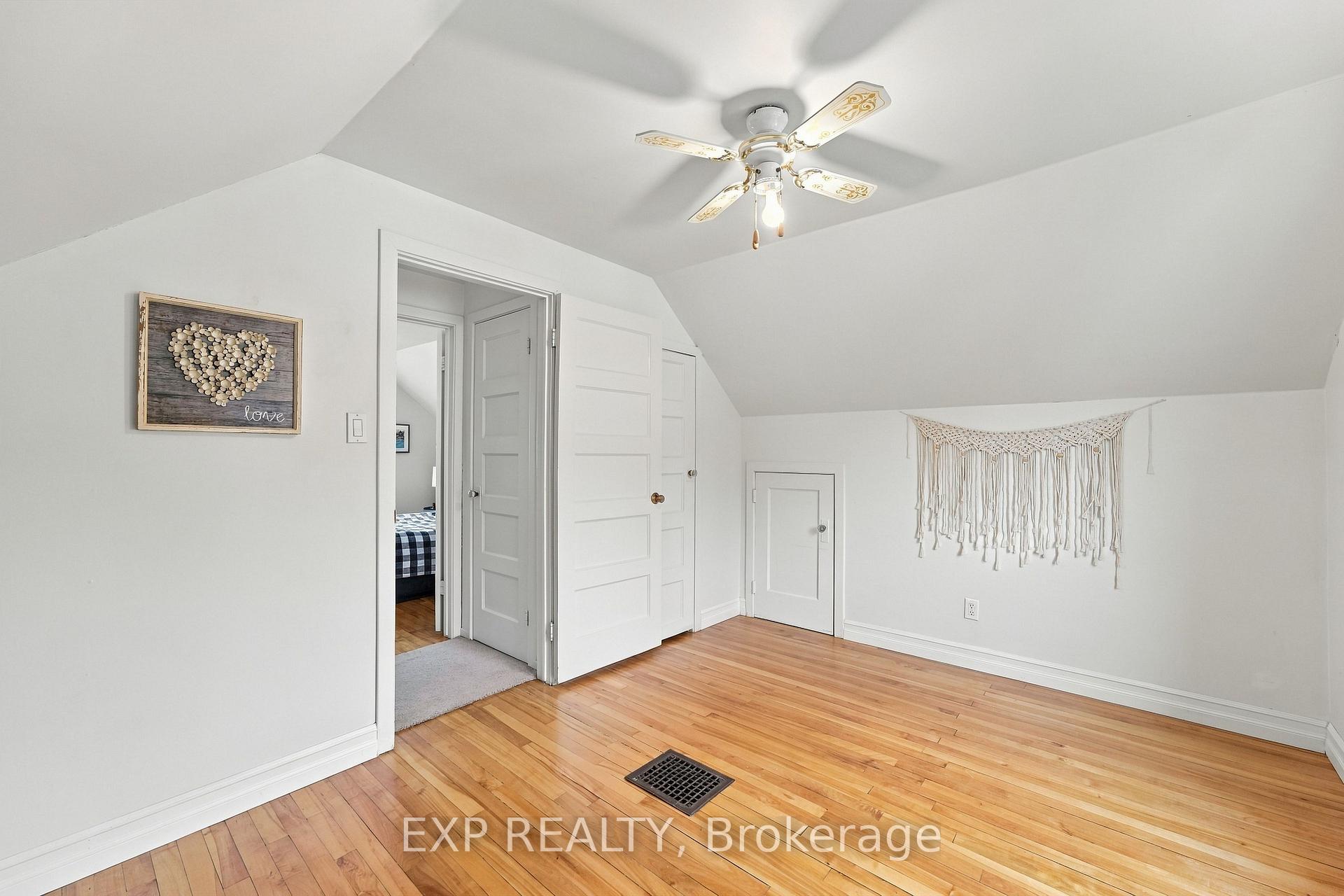 Photo 29 of 724 Mckellar Street, Peterborough, Otonabee Ward 1 — HOMEH