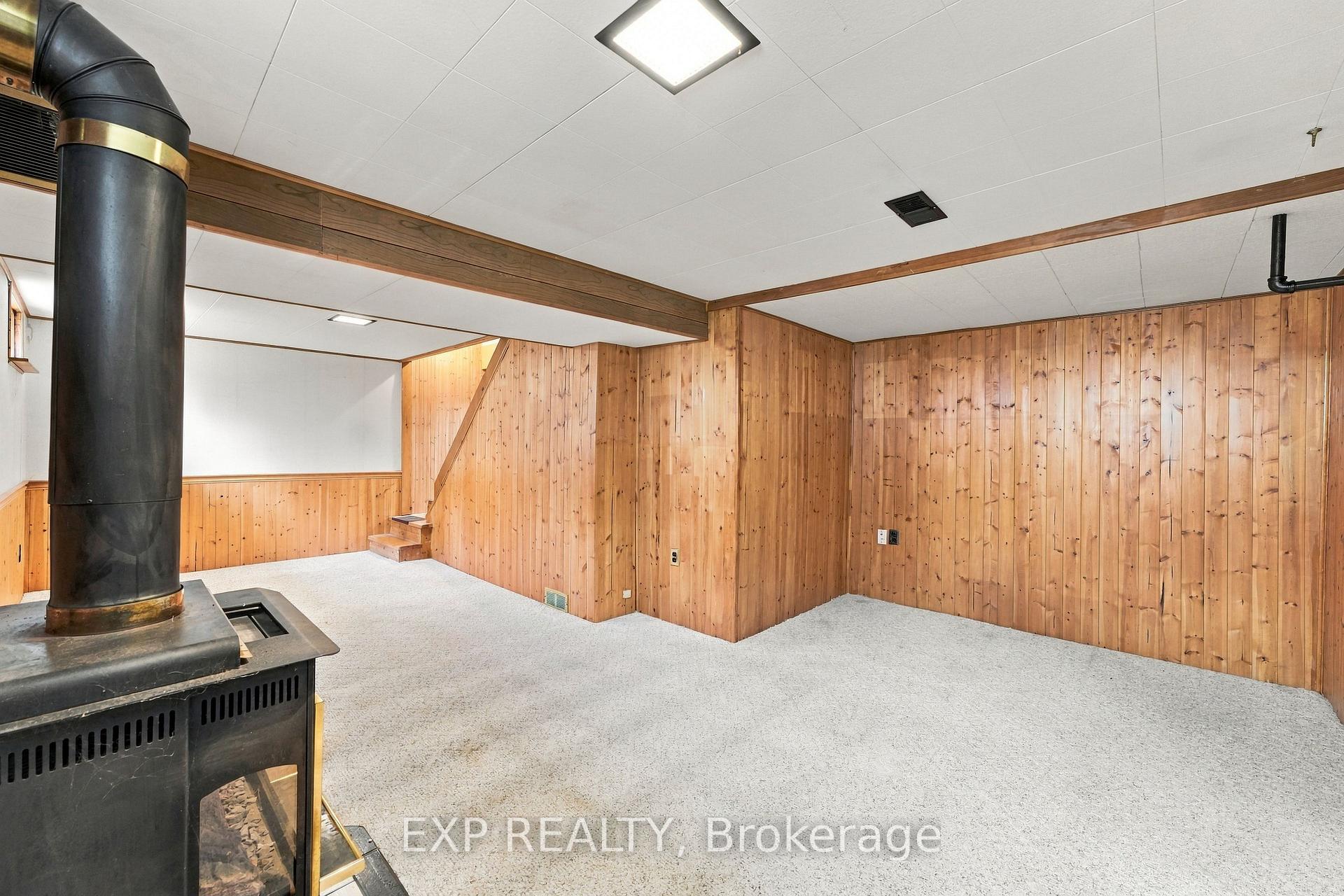 Photo 31 of 724 Mckellar Street, Peterborough, Otonabee Ward 1 — HOMEH