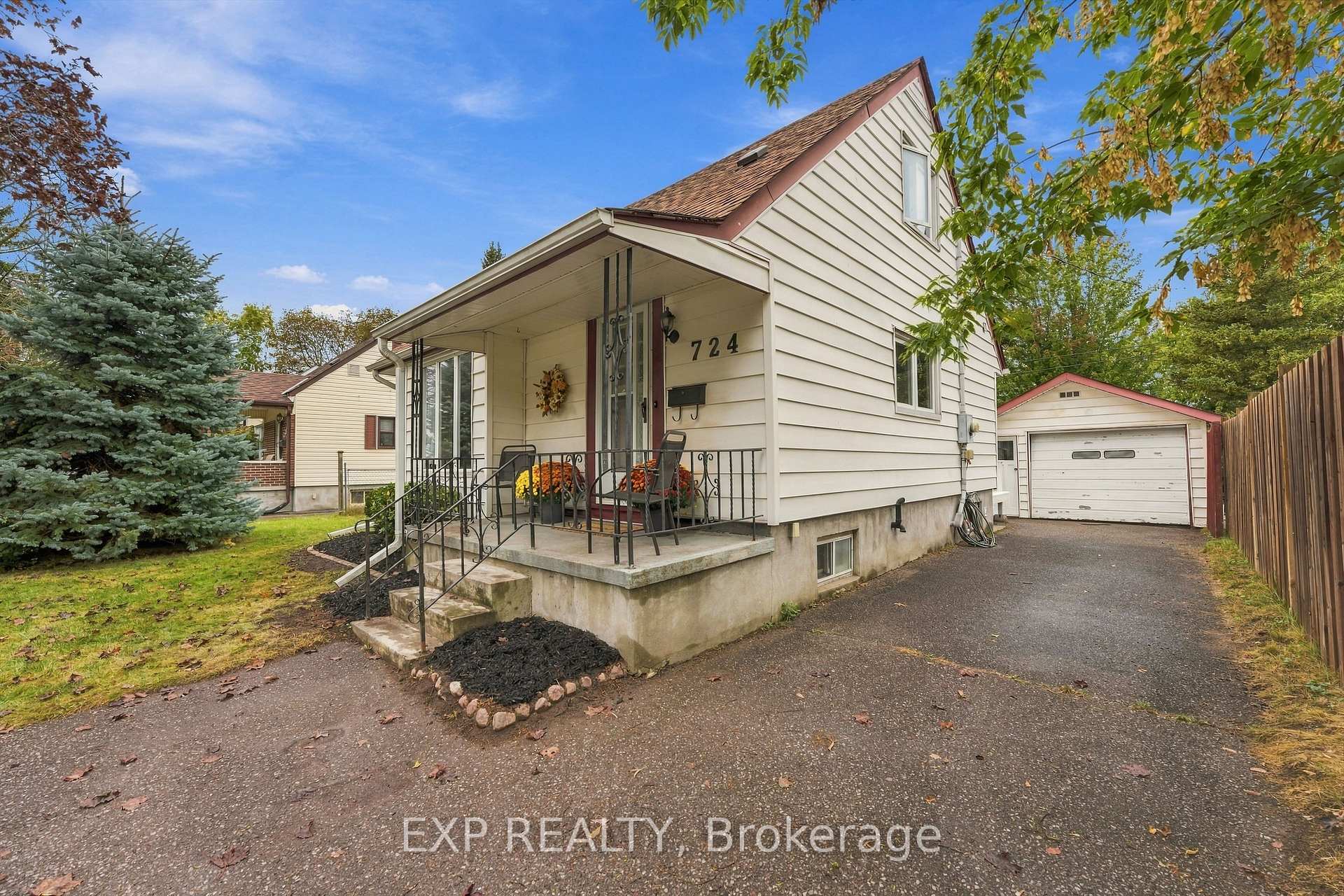 Photo 41 of 724 Mckellar Street, Peterborough, Otonabee Ward 1 — HOMEH
