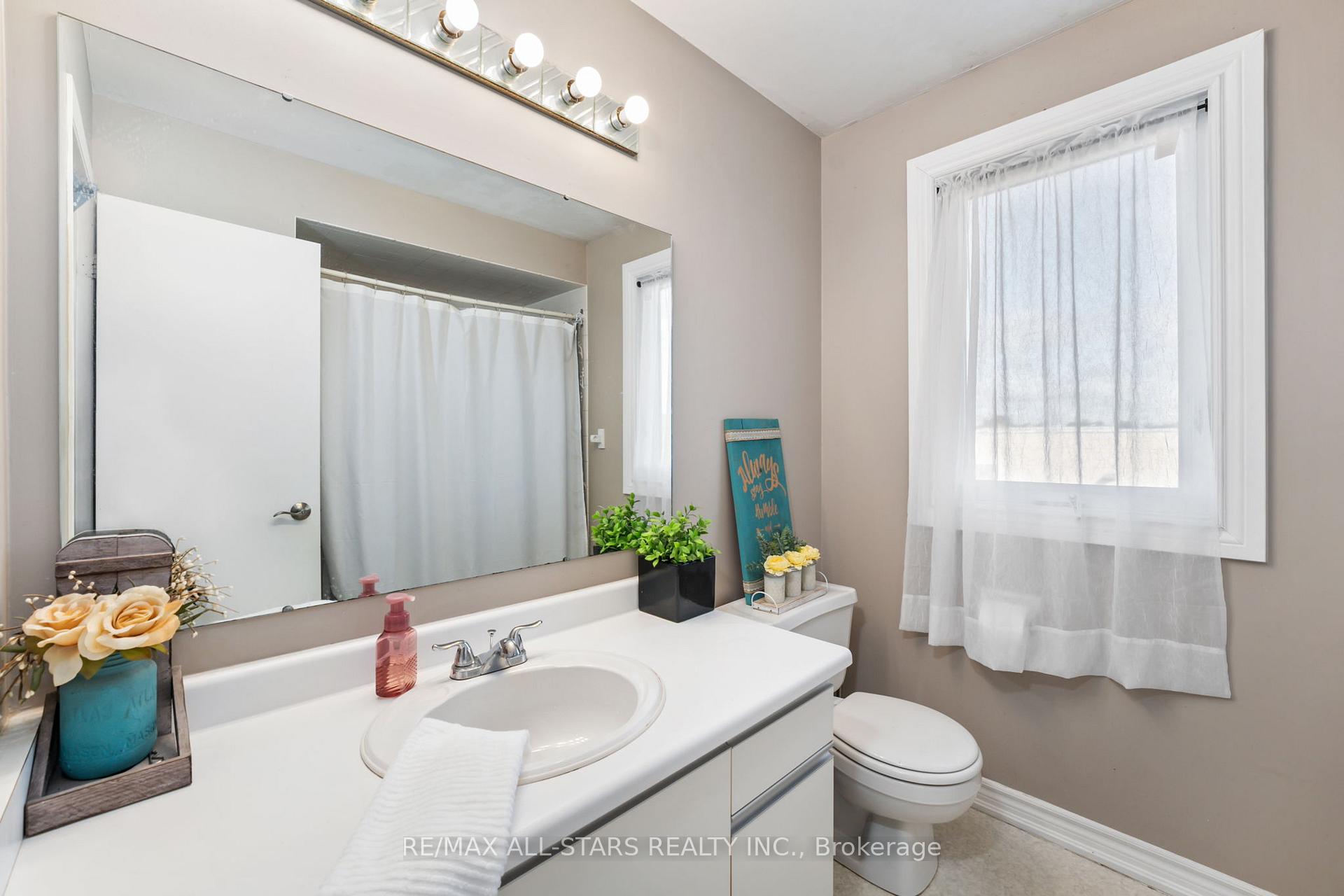 Photo 27 of 222 Biscayne Boulevard, Georgina, Keswick South — HOMEH