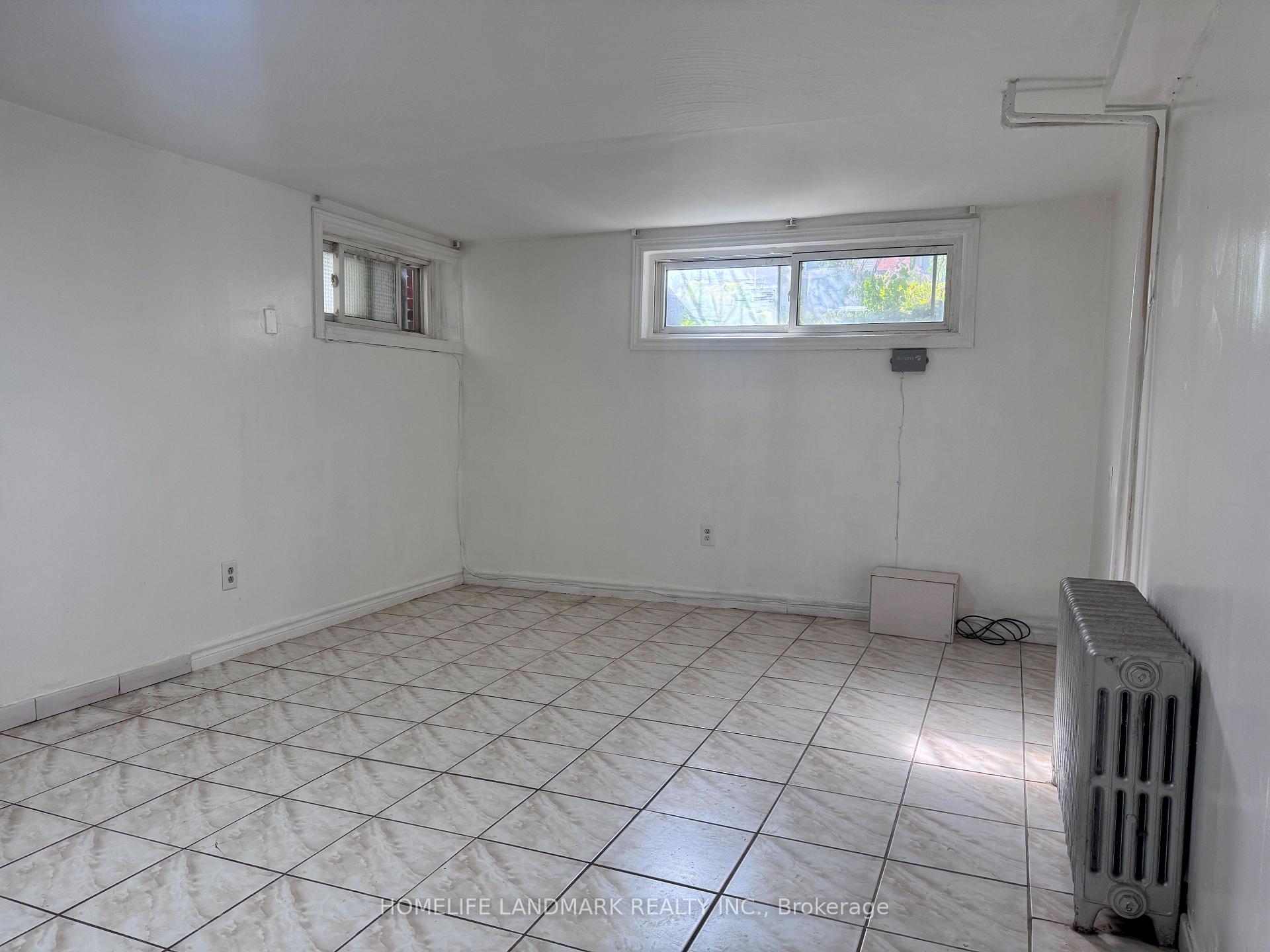 Photo 8 of Unit Lower, 415 Delaware Avenue, Toronto, Dovercourt-Wallace Emerson-Junction — HOMEH
