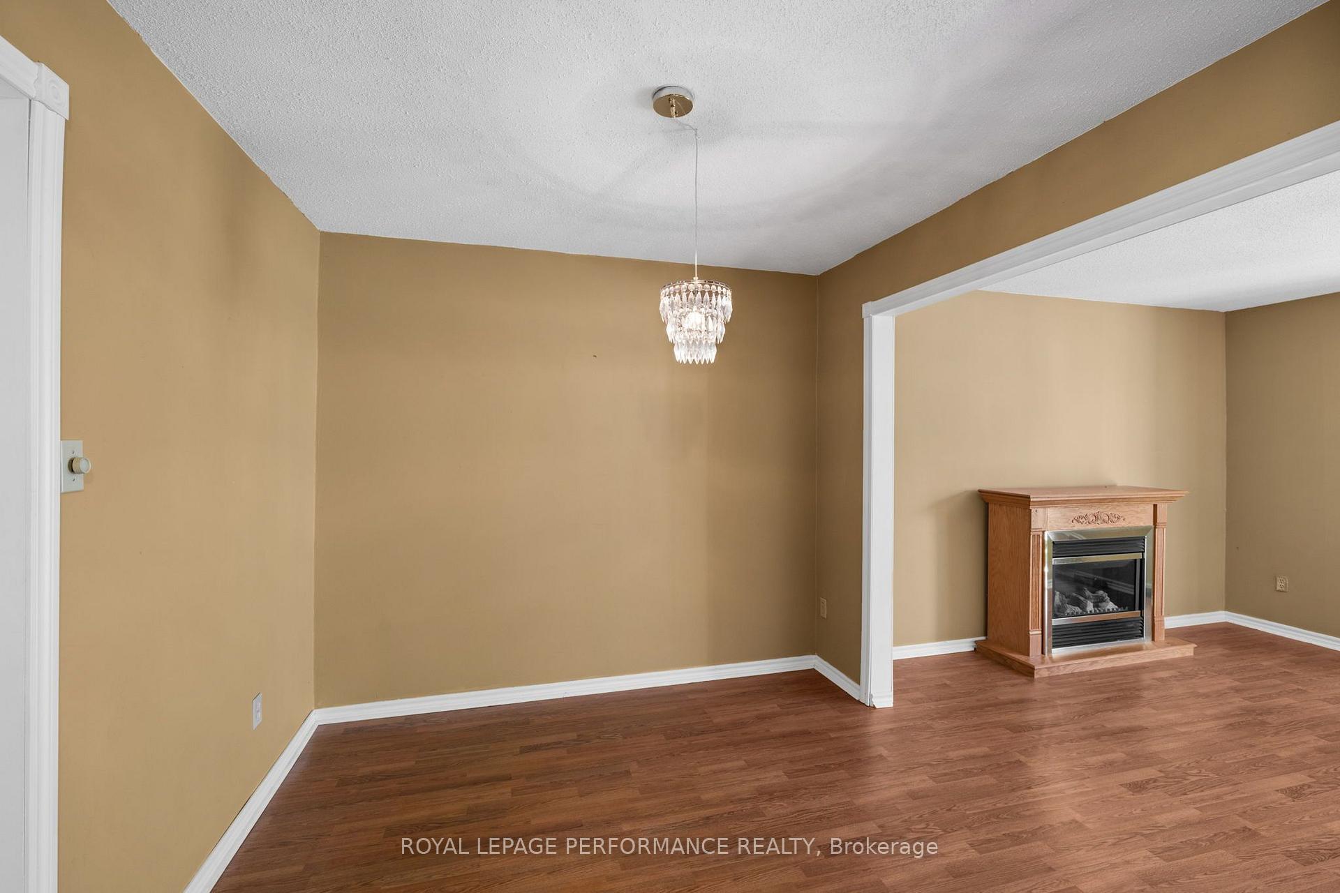 Photo 8 of Unit 62, 820 Cahill Drive W, Ottawa, Hunt Club — HOMEH