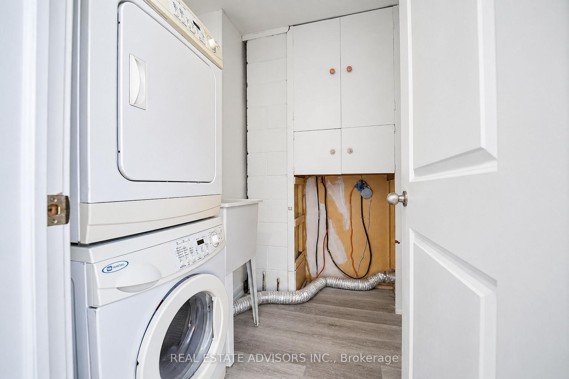 Photo 21 of 712 Annland Street, Pickering, Bay Ridges — HOMEH