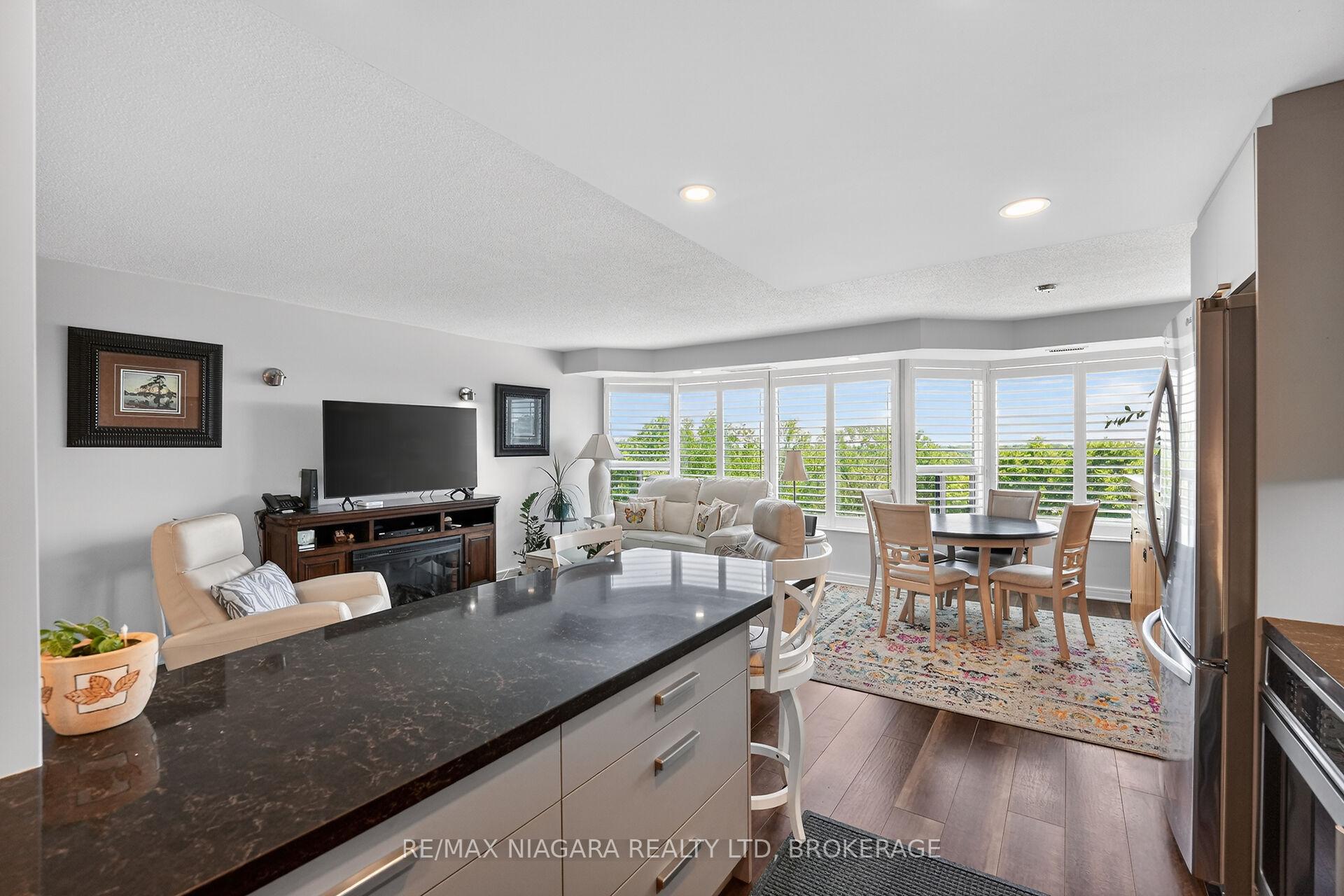 Photo 6 of Unit 711, 81 Scott Street, St. Catharines, Lakeport — HOMEH