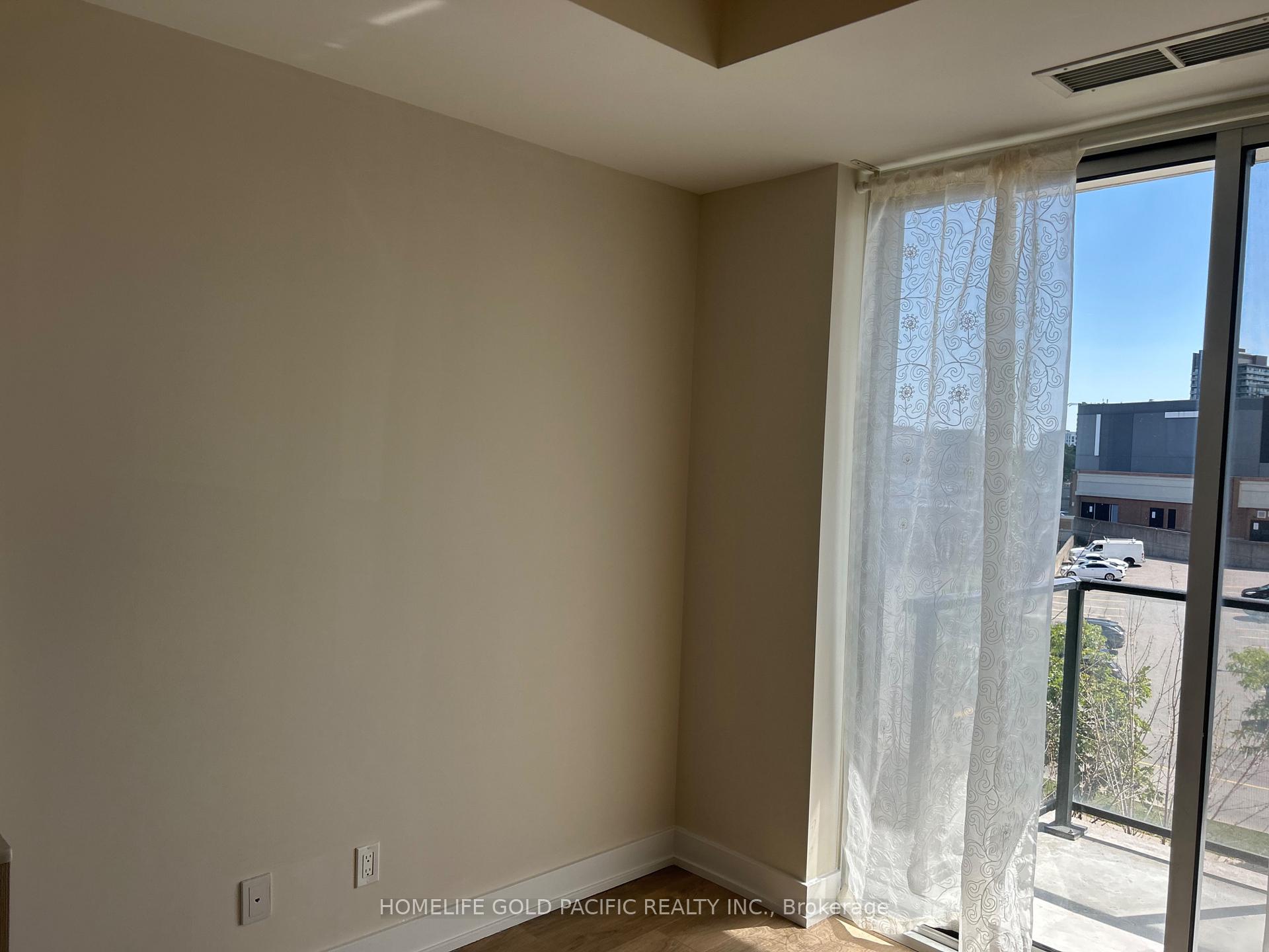 Photo 9 of Unit 315, 150 Fairview Mall Drive, North York, Don Valley Village — HOMEH