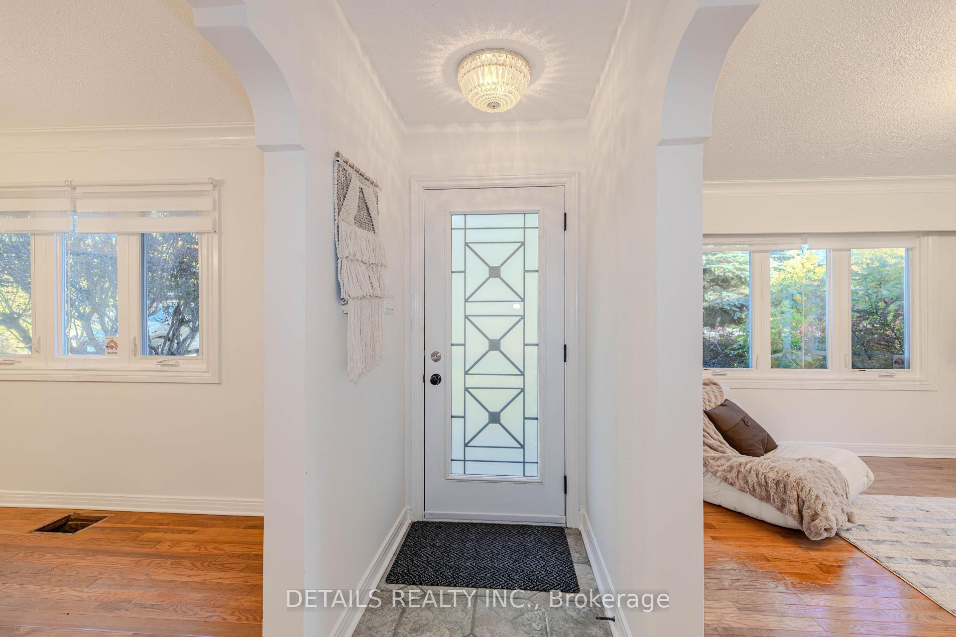 Photo 6 of 3021 Richmond Road, Ottawa, Britannia Heights — HOMEH