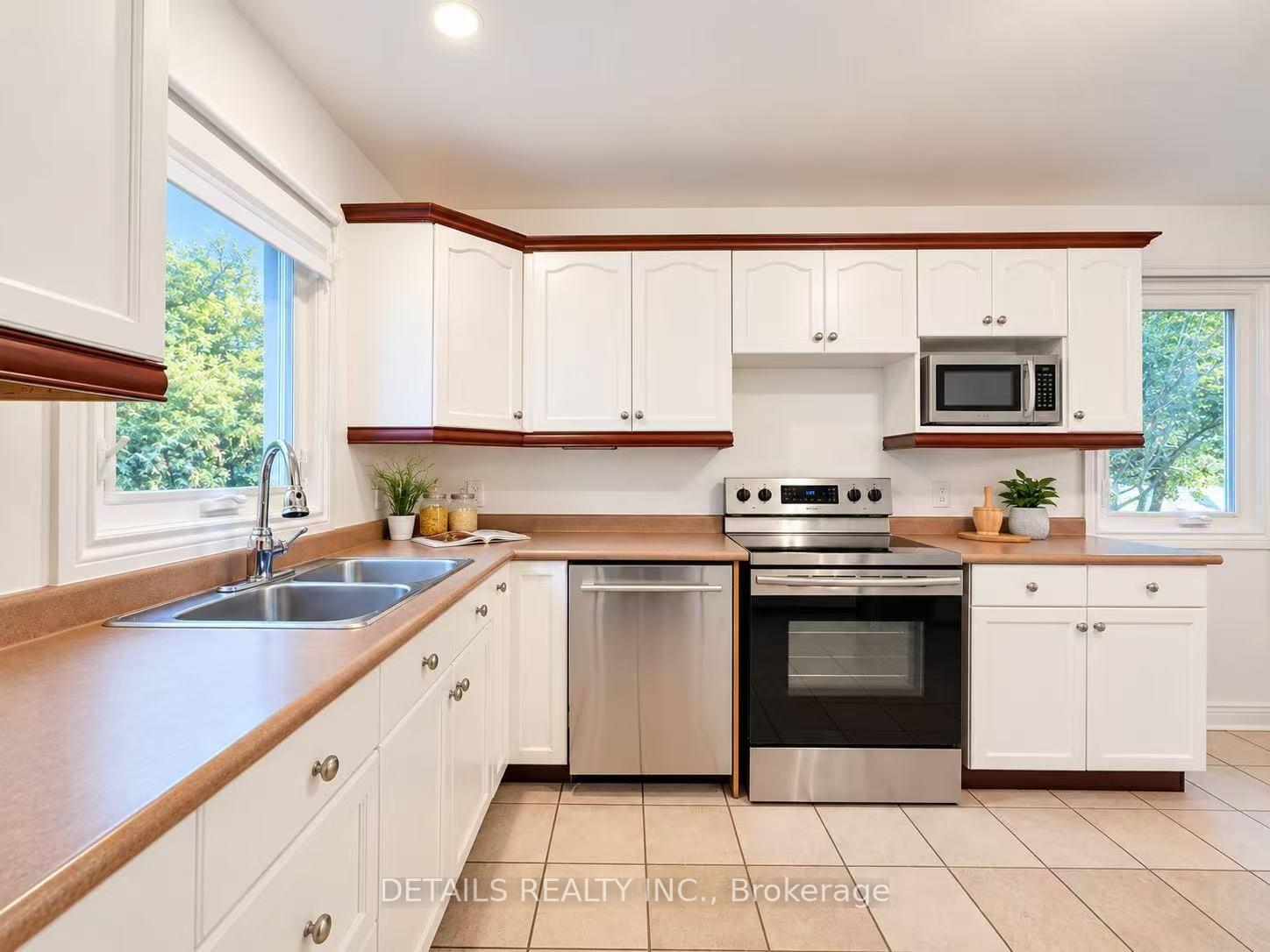 Photo 15 of 3021 Richmond Road, Ottawa, Britannia Heights — HOMEH